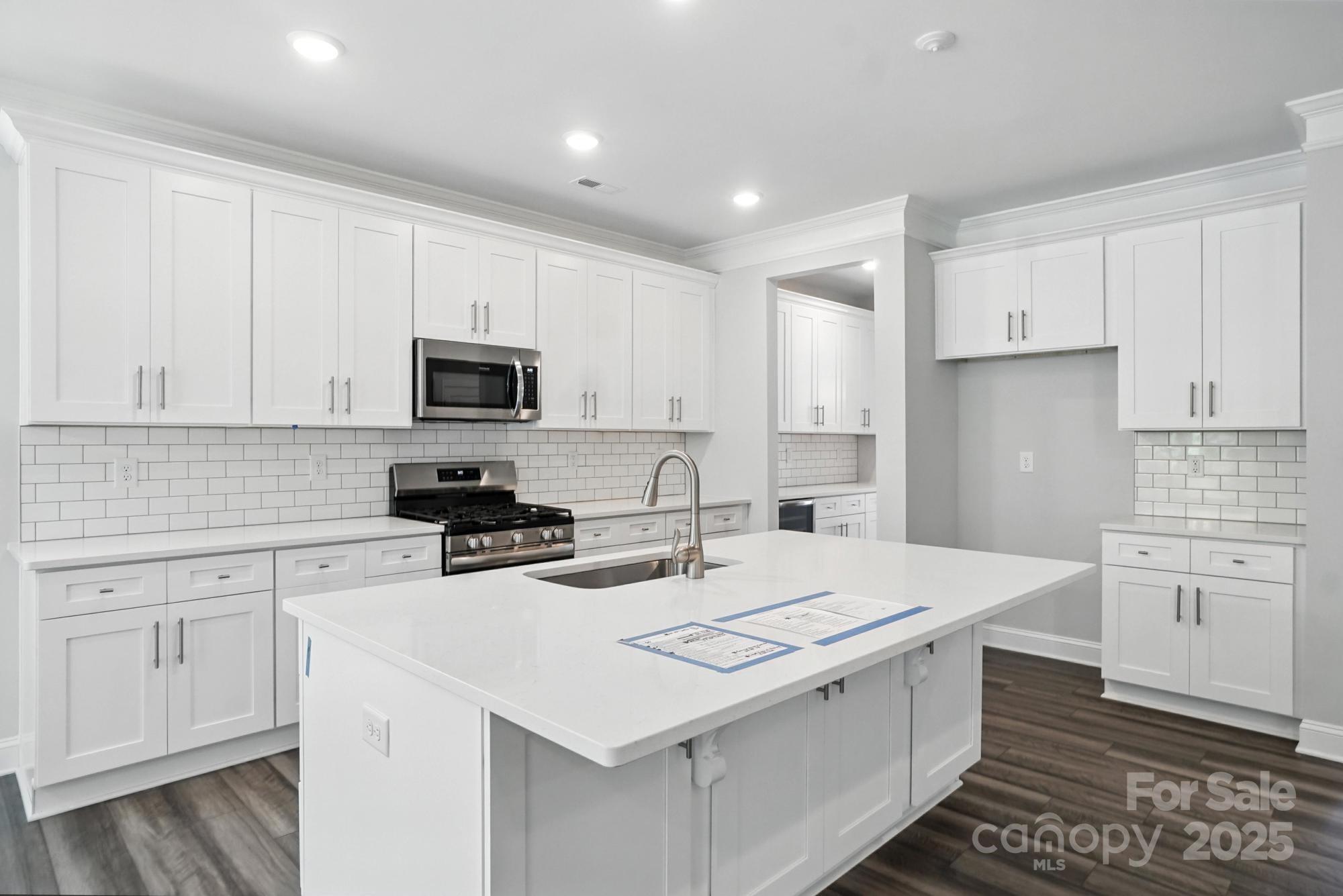 5103 Heathland Drive Unit: 50