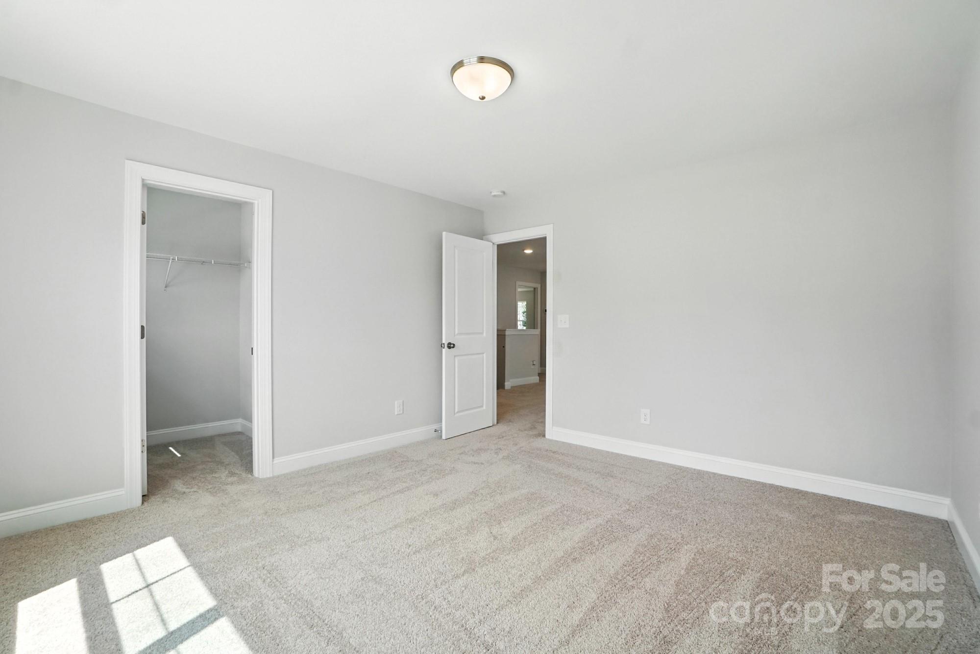 5103 Heathland Drive Unit: 50