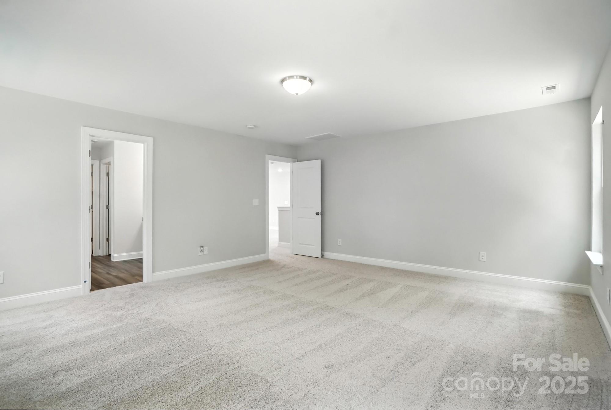 5103 Heathland Drive Unit: 50