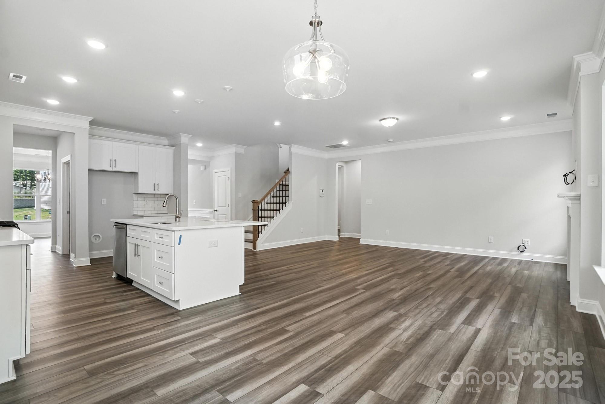 5103 Heathland Drive Unit: 50