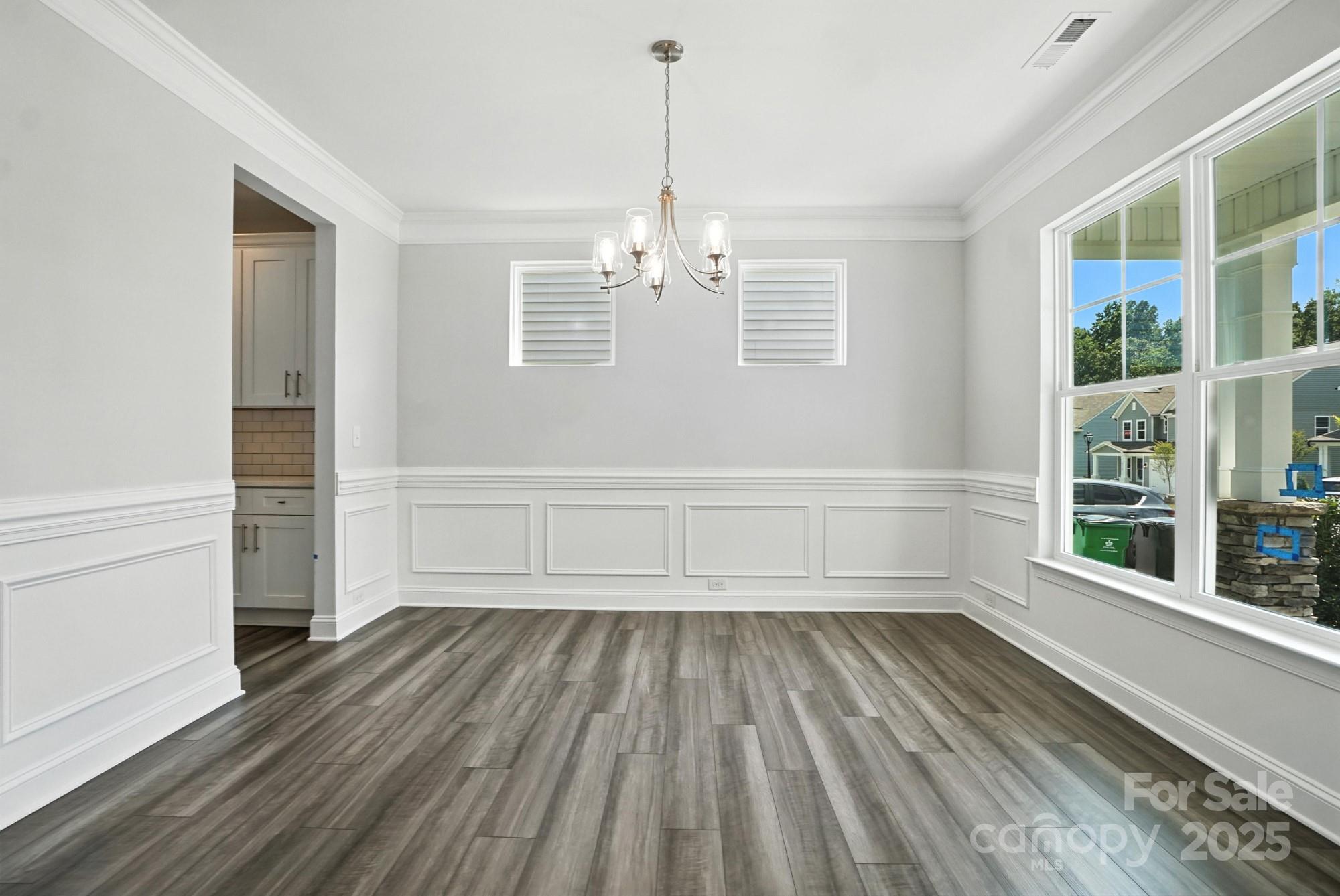 5103 Heathland Drive Unit: 50