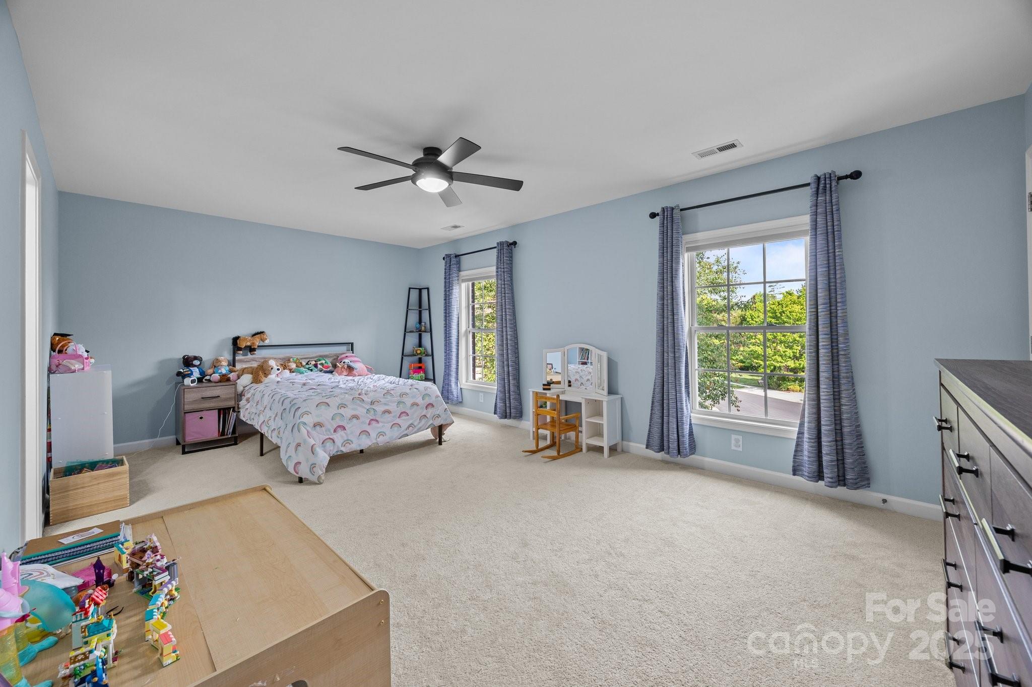 1108 Longwood Court
