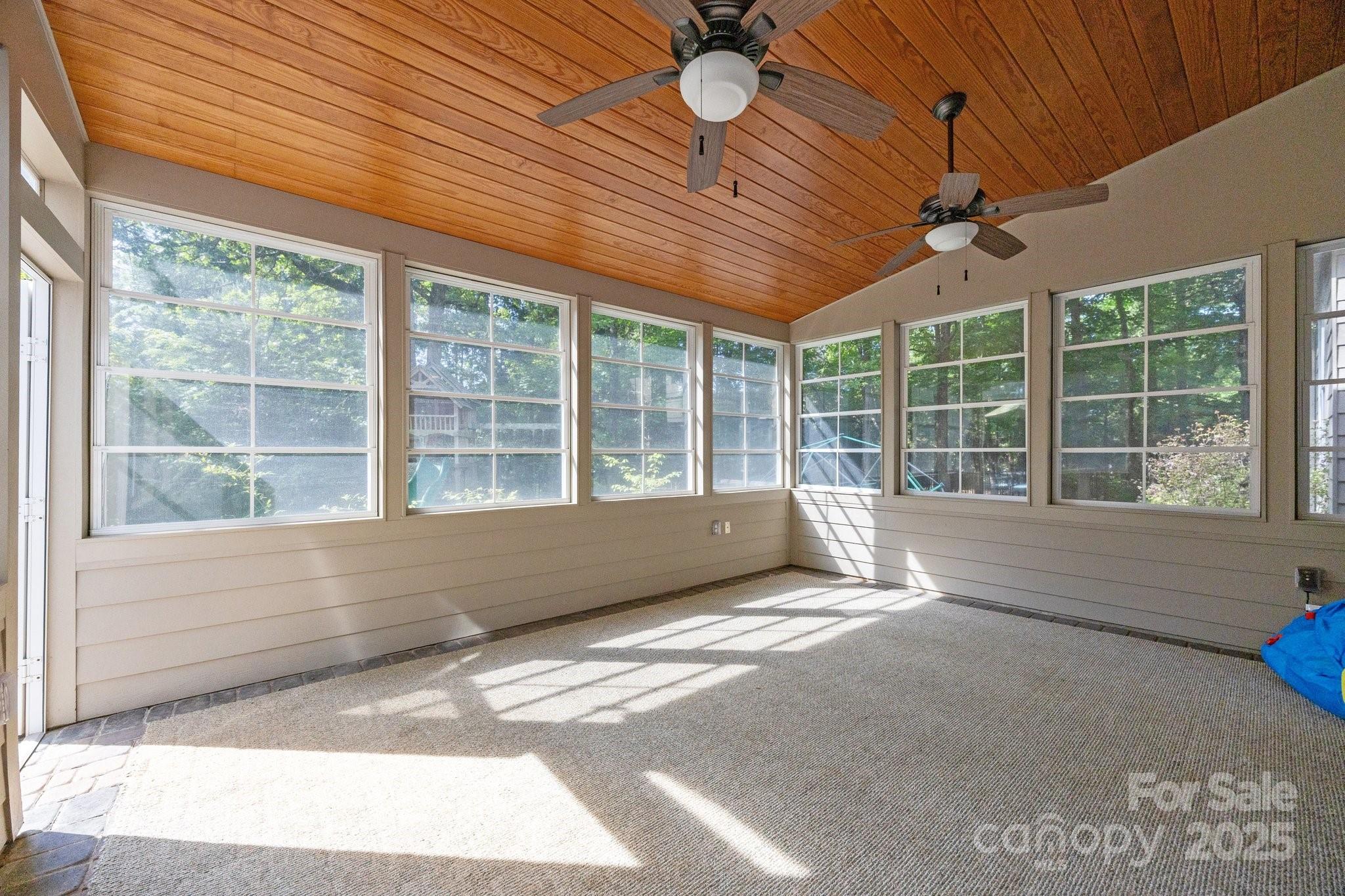 1108 Longwood Court