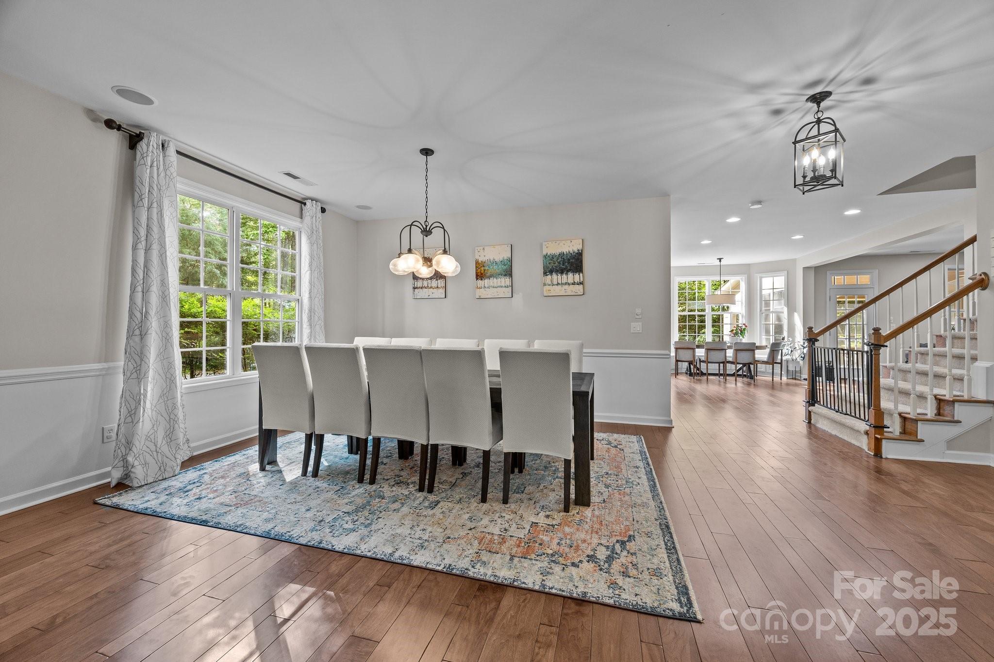 1108 Longwood Court