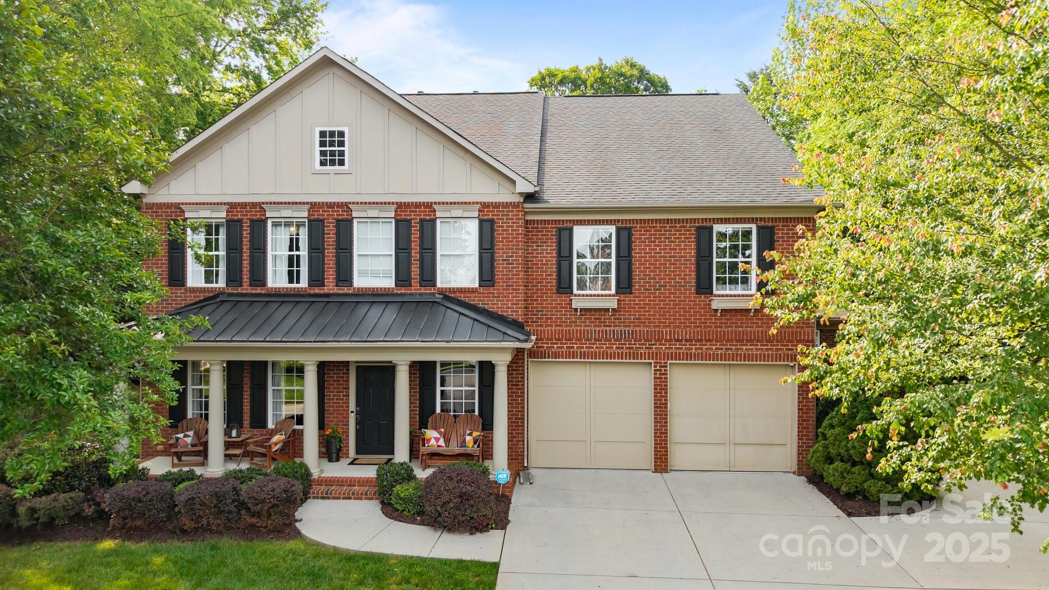 1108 Longwood Court