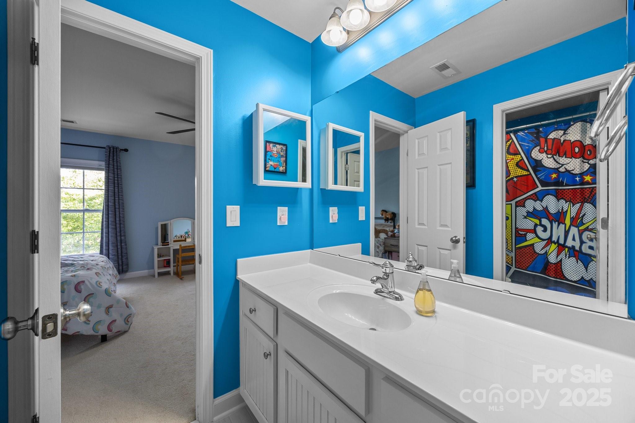 1108 Longwood Court