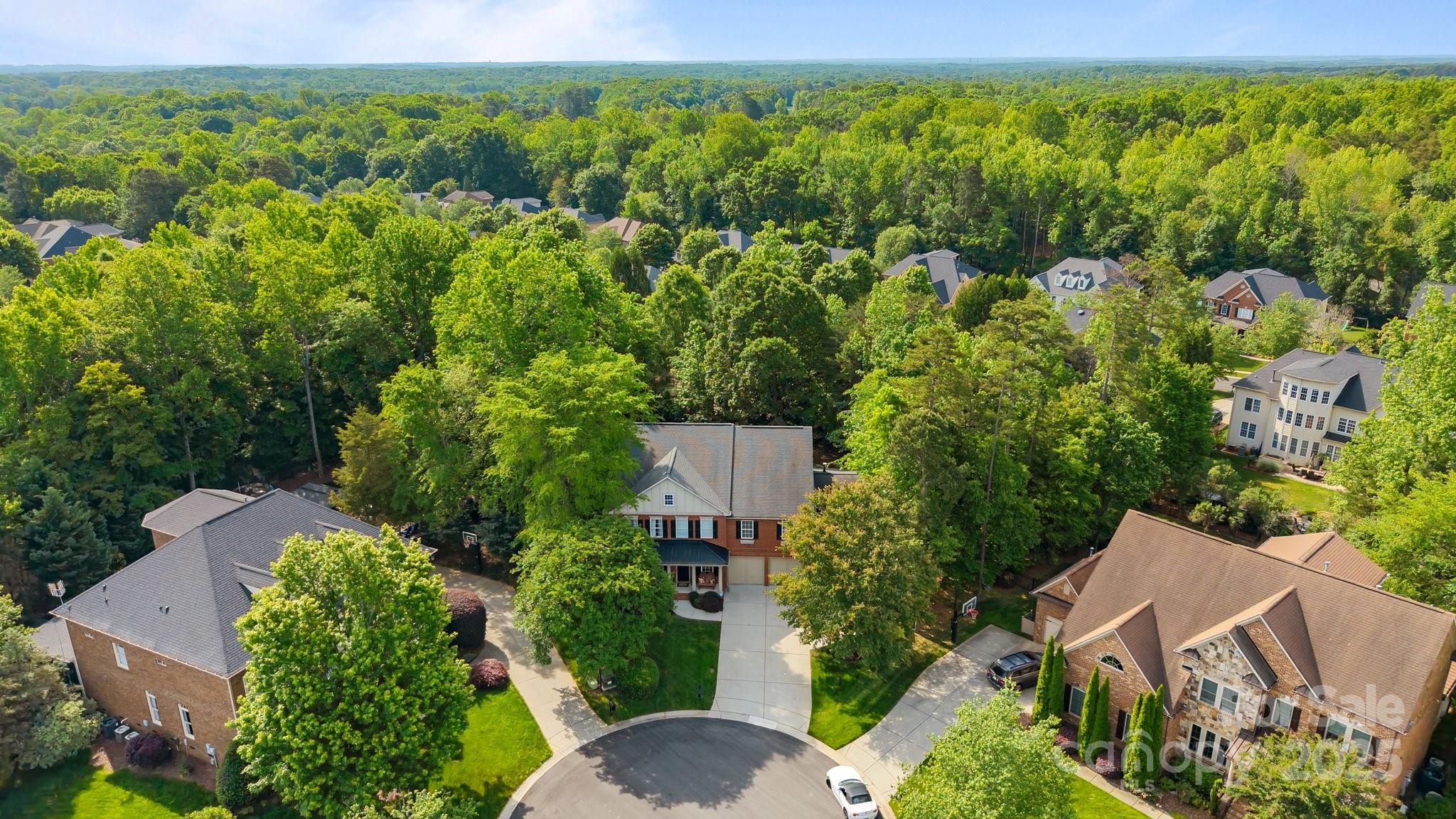 1108 Longwood Court