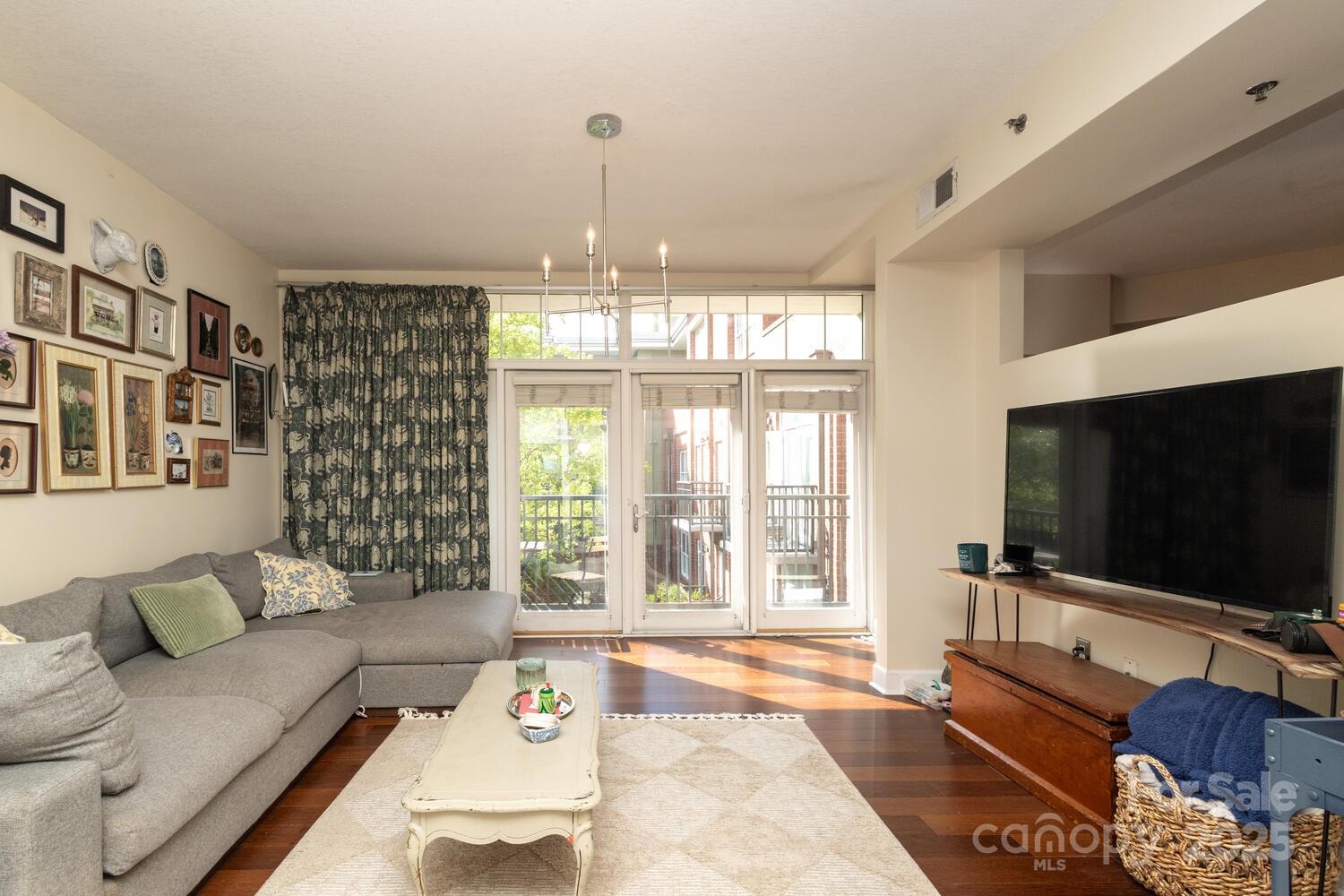 1320 Fillmore Avenue Unit: 426