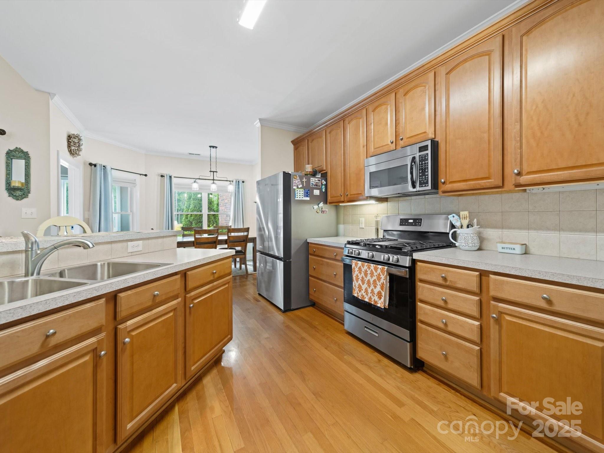 1021 Mallard Landing Drive