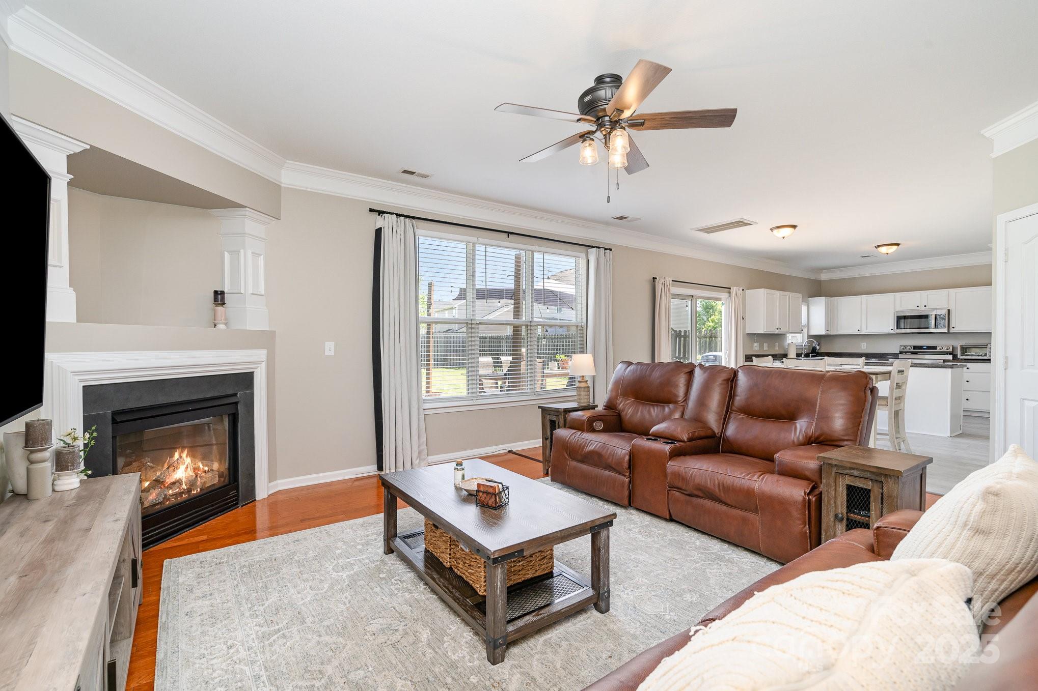 4711 Sunburst Lane