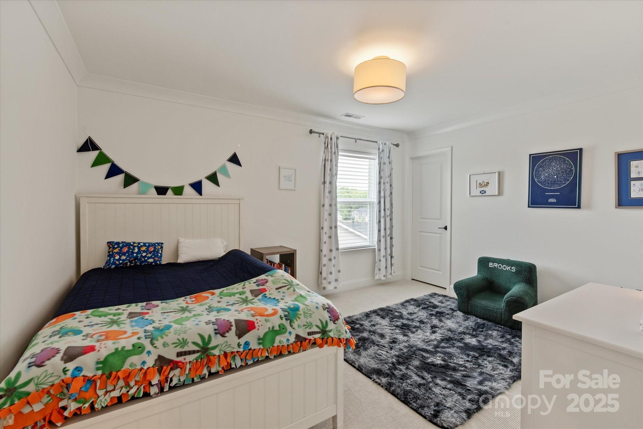 1381 Regions Boulevard