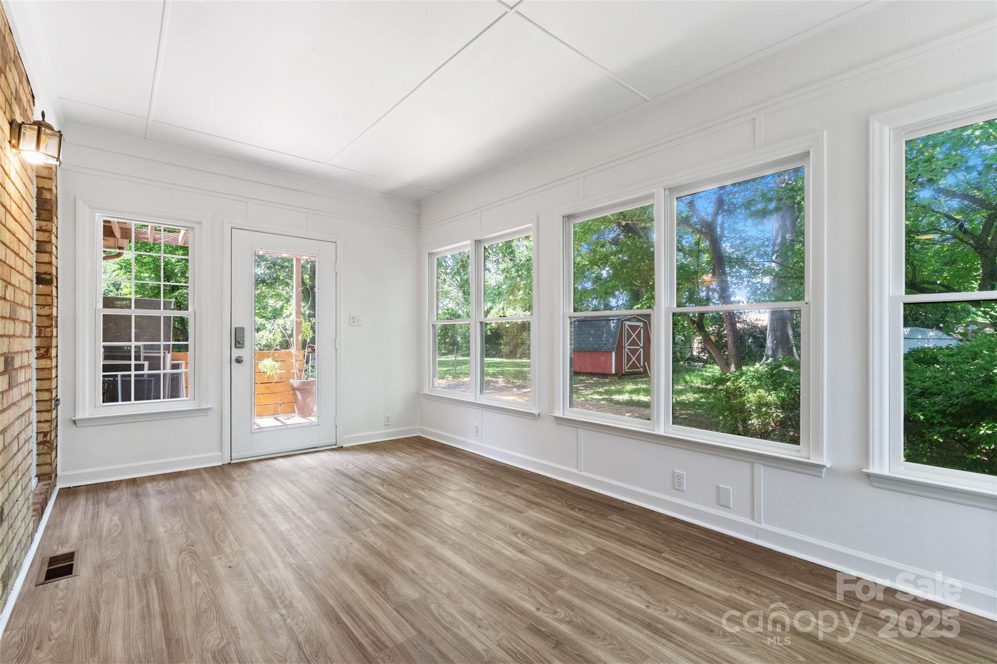 232 Scottridge Drive