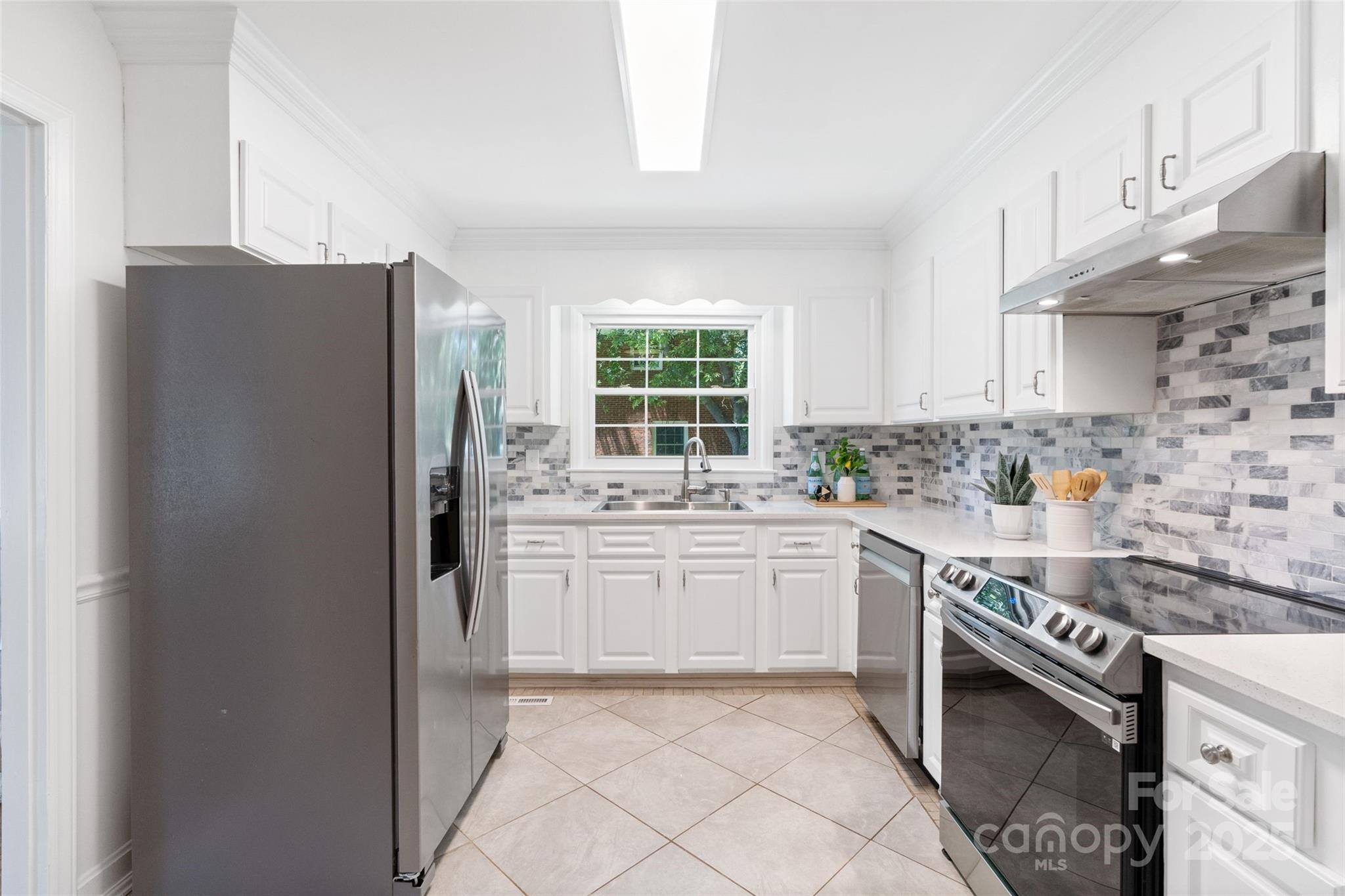 232 Scottridge Drive