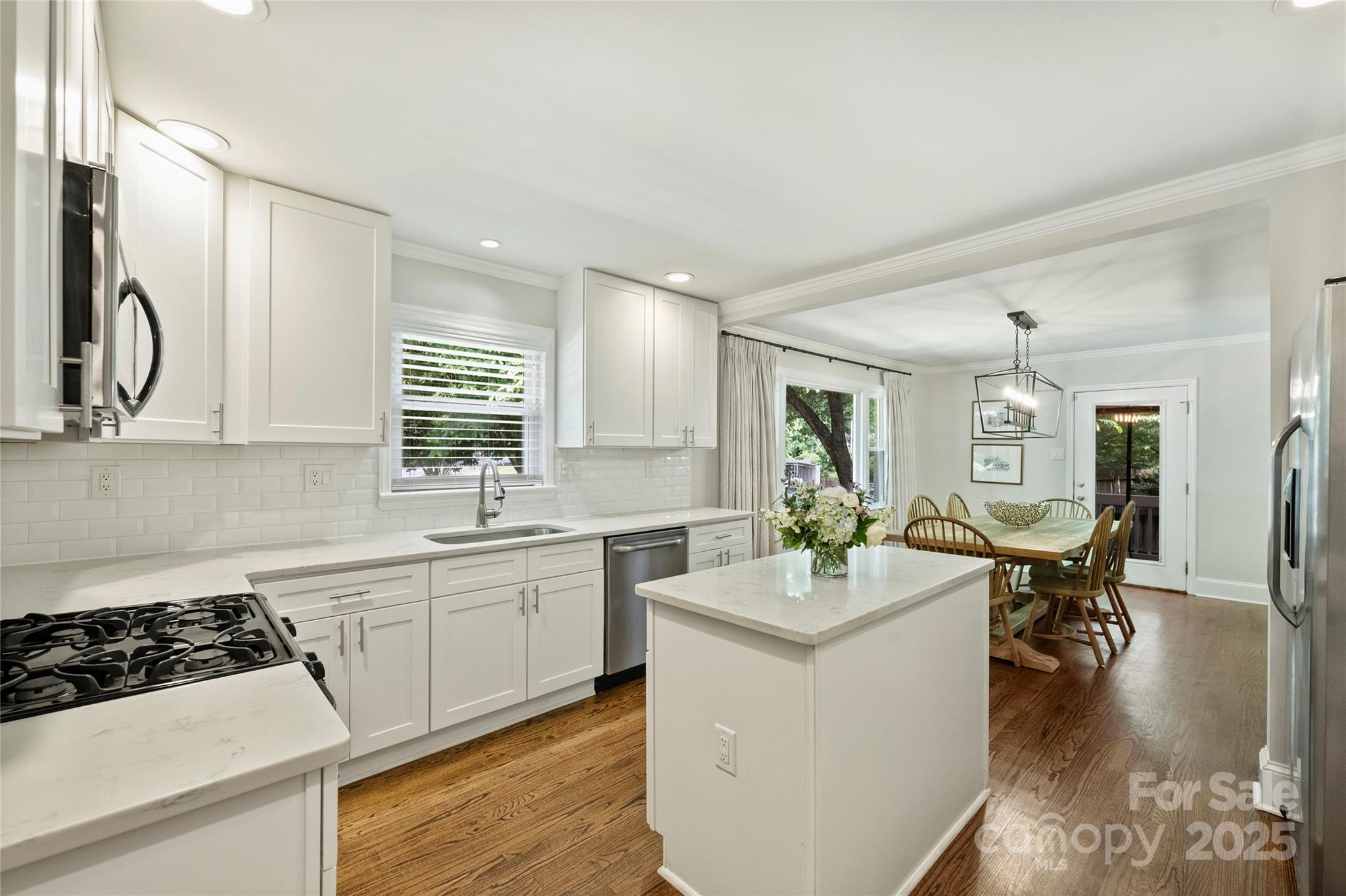 901 Scaleybark Road