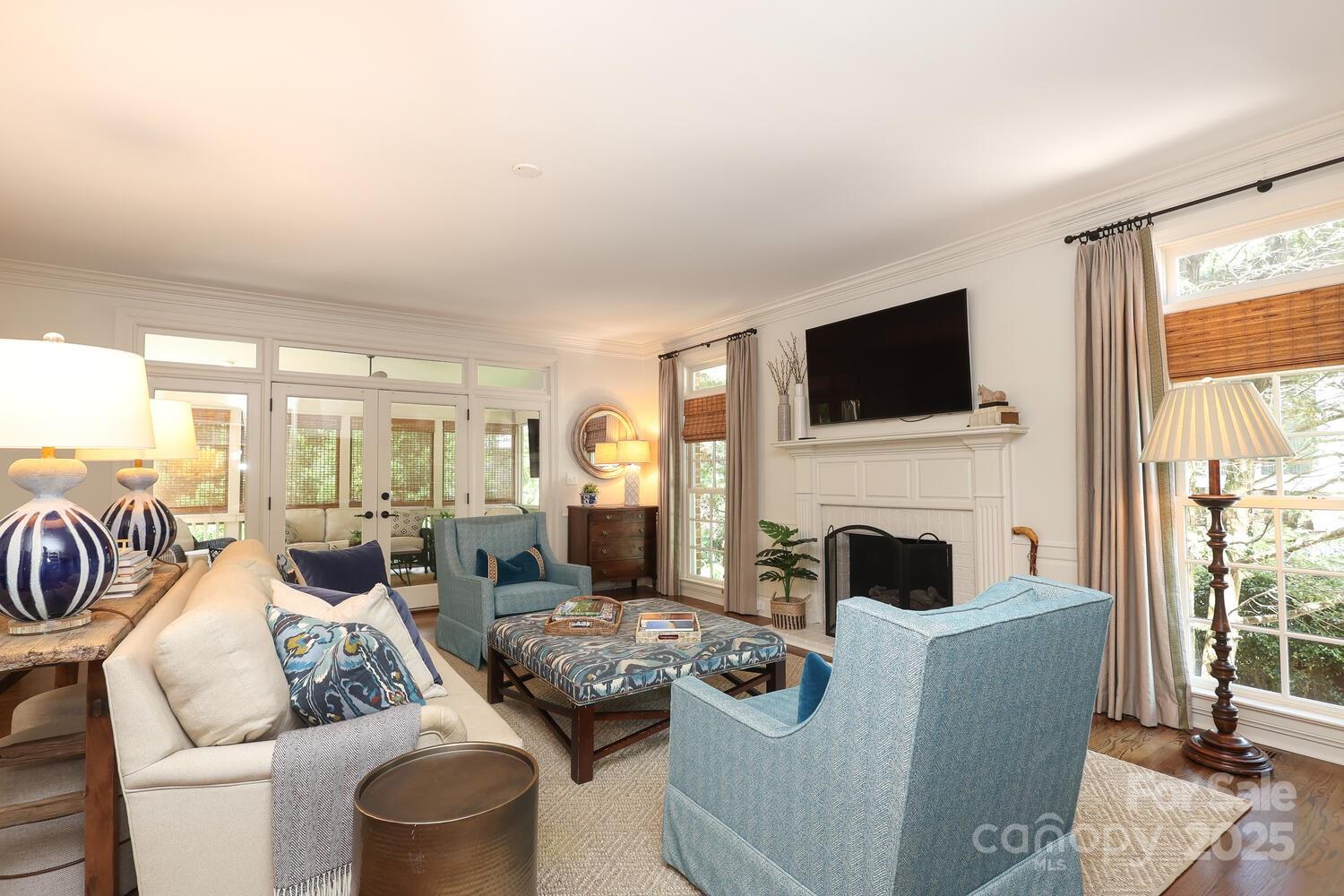 1638 Myers Park Drive