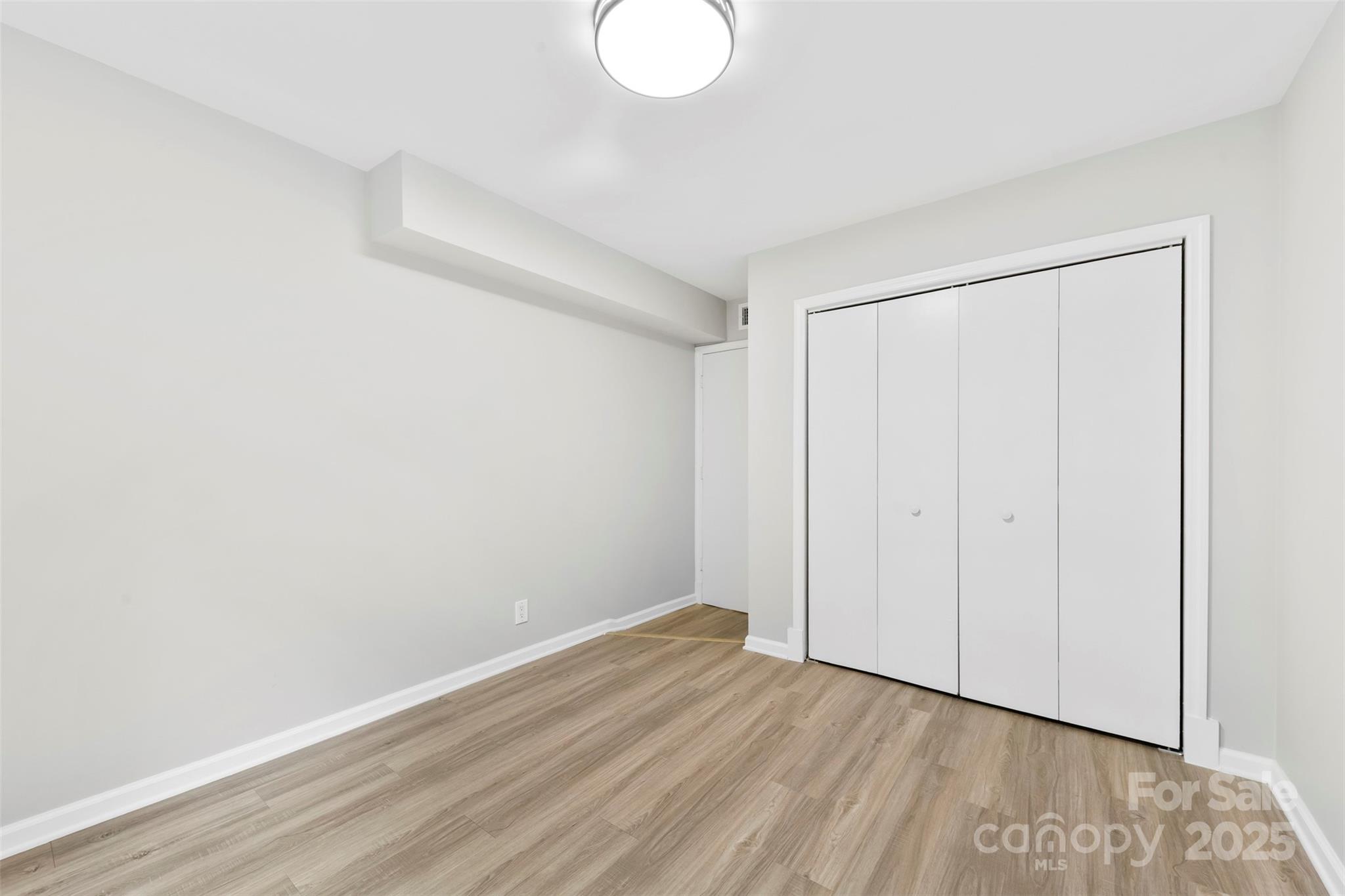 430 Queens Road Unit: 332