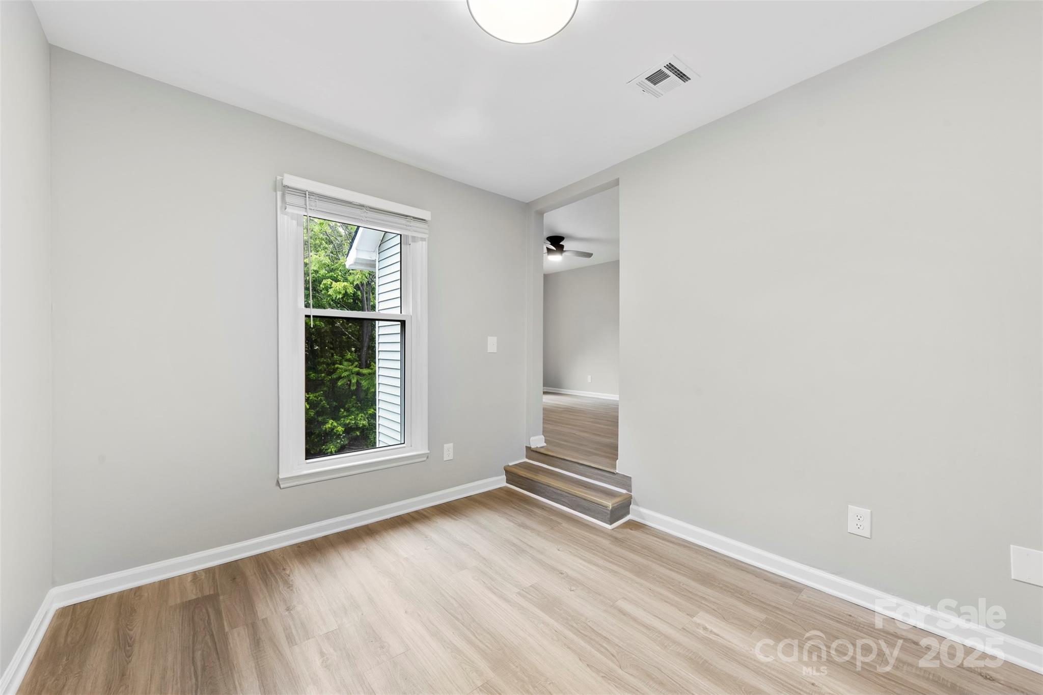 430 Queens Road Unit: 332