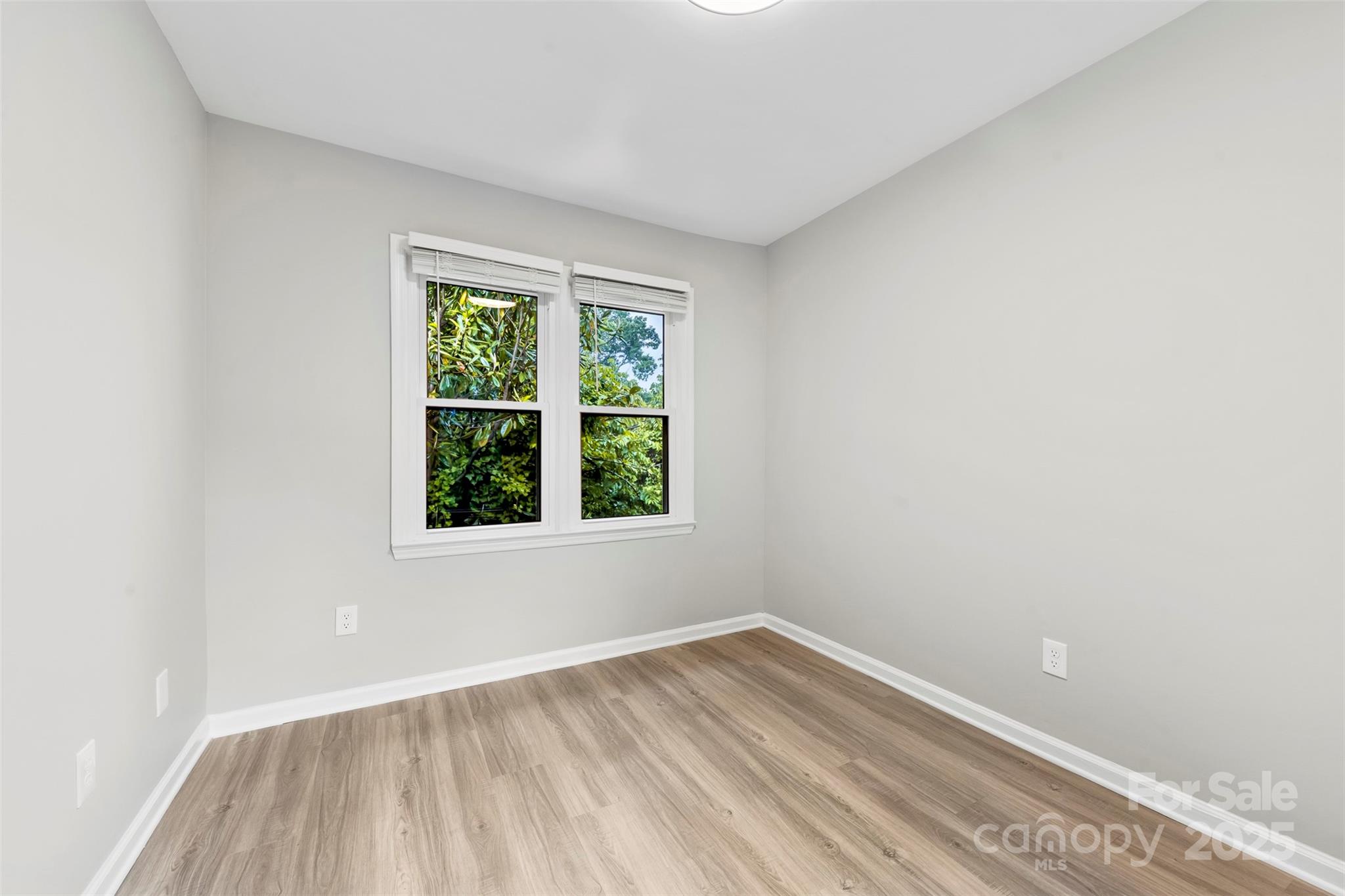 430 Queens Road Unit: 332