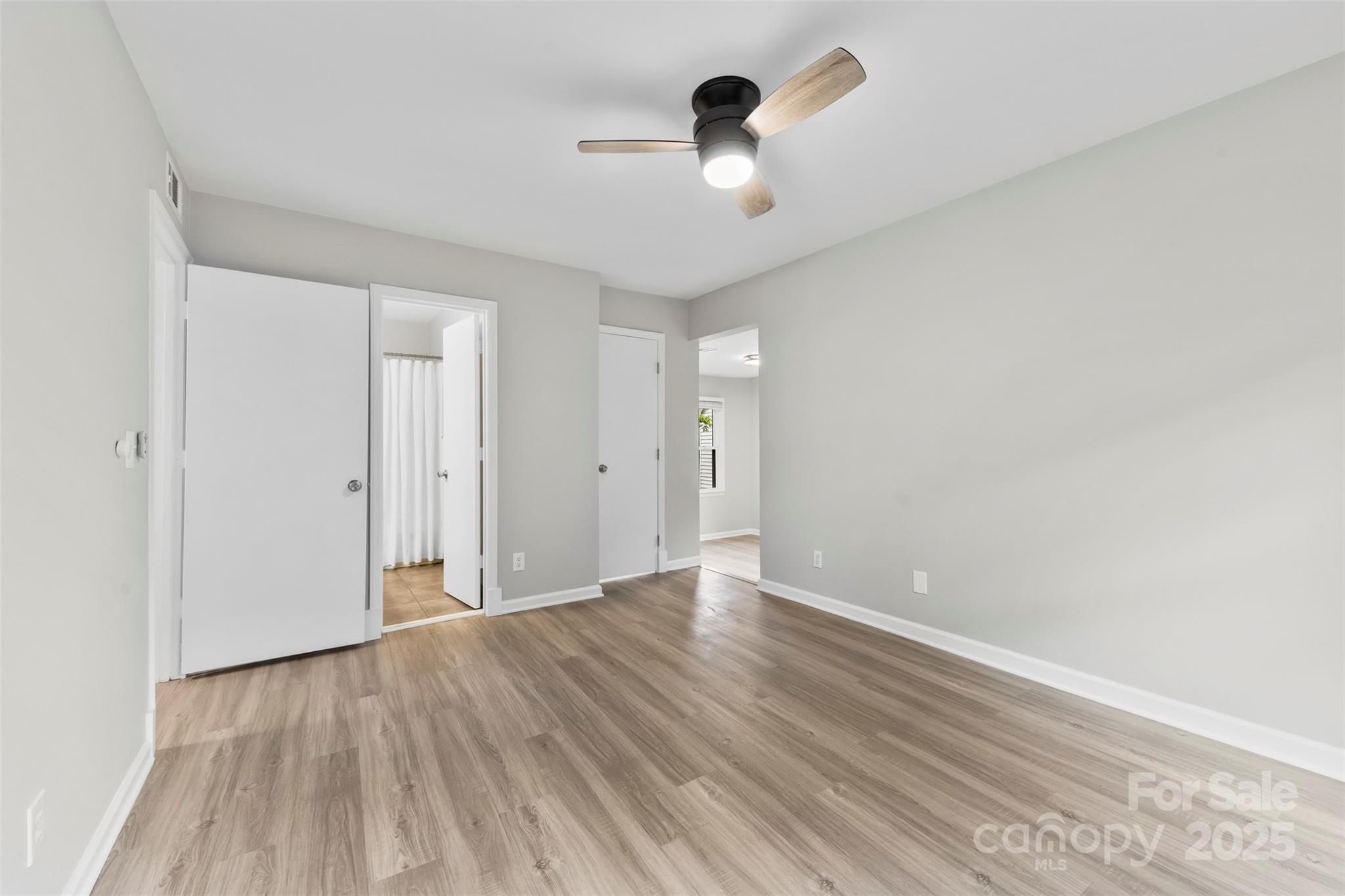 430 Queens Road Unit: 332
