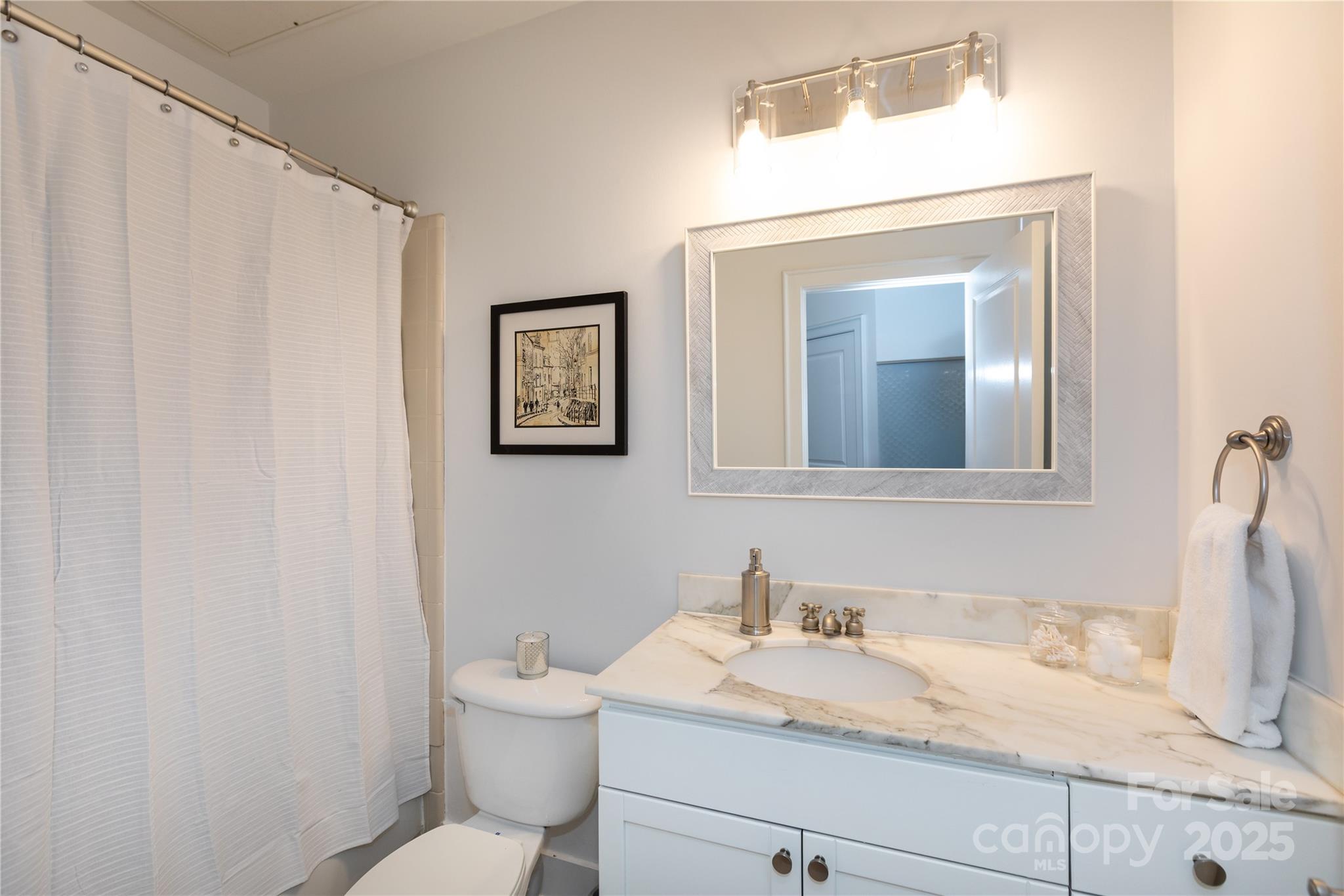 115 E Park Avenue Unit: 428