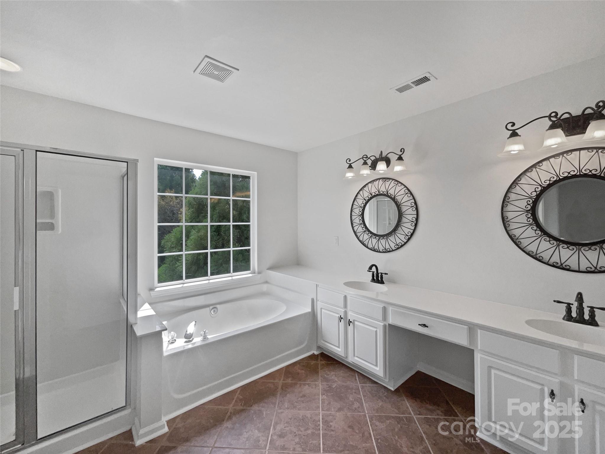 18414 Victoria Bay Drive
