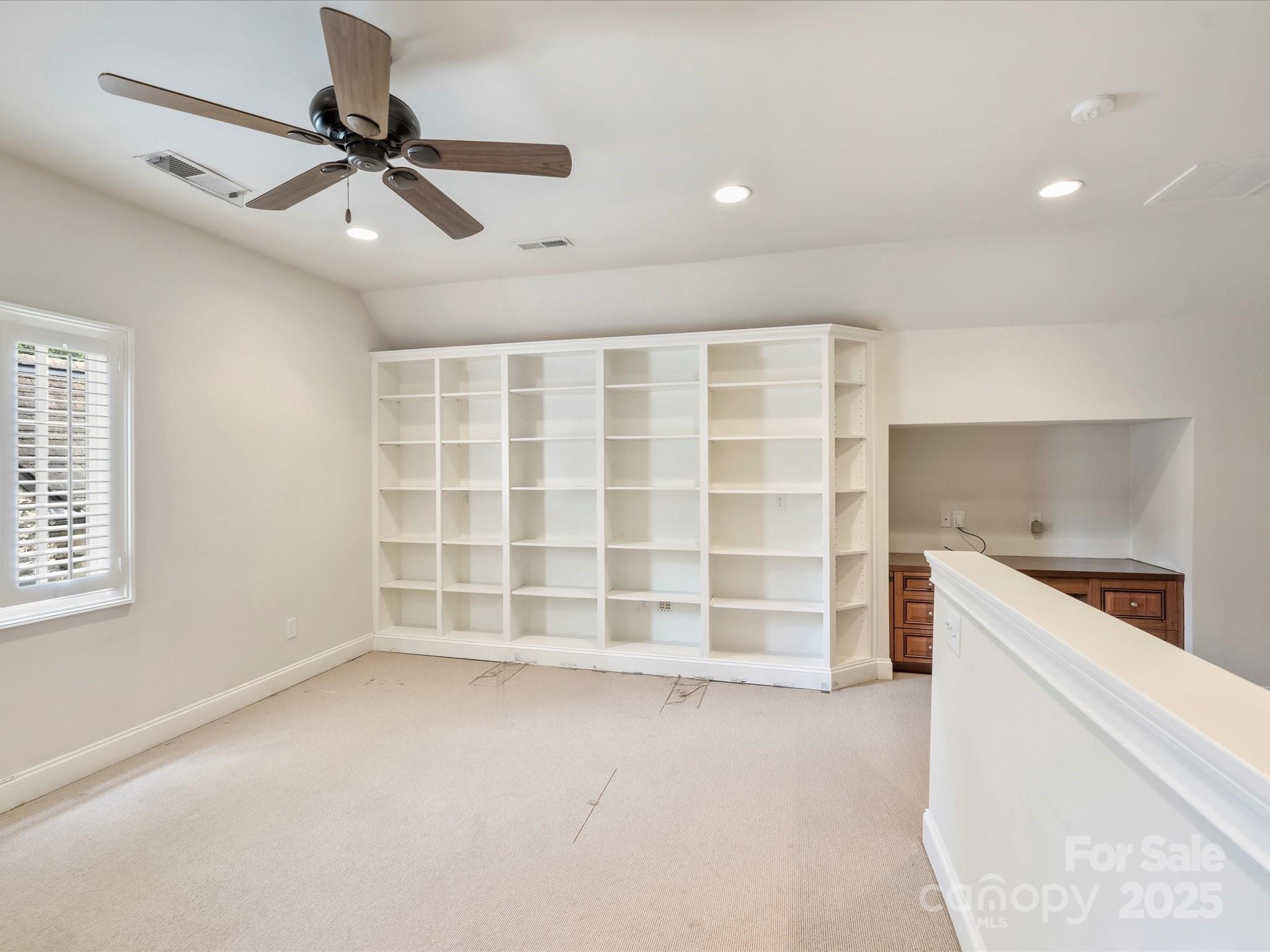 1522 High Street