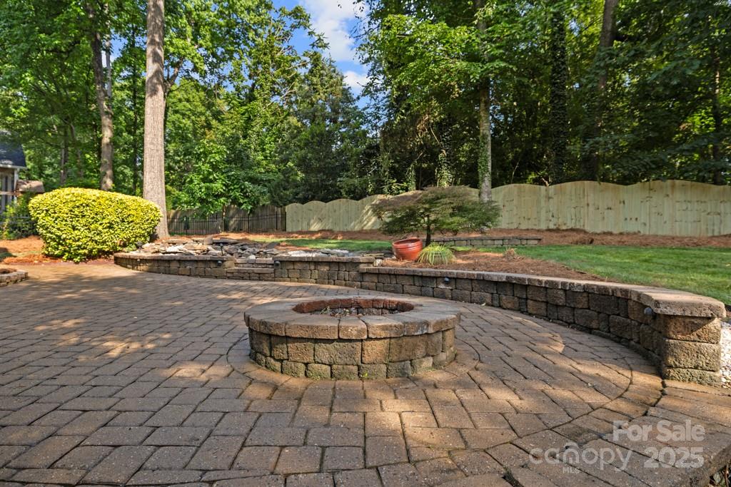 9219 Whispering Wind Drive