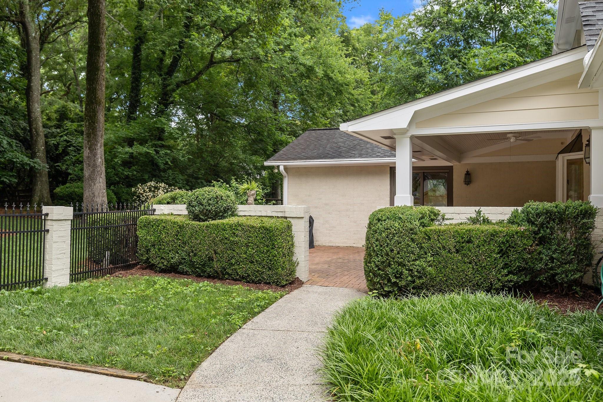 2709 Wamath Drive