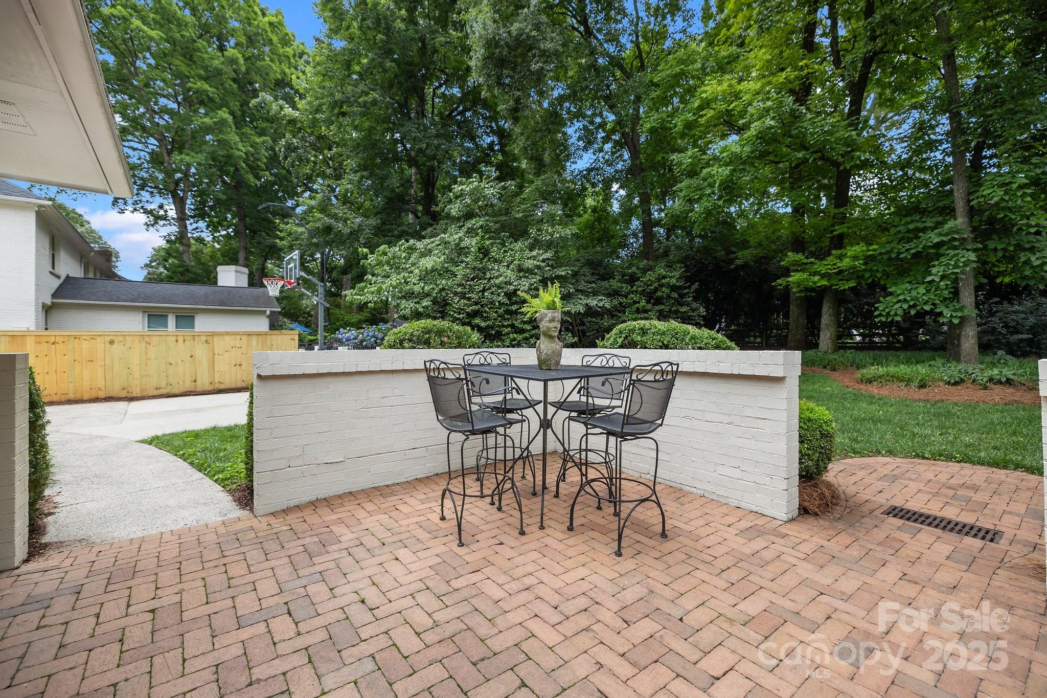 2709 Wamath Drive