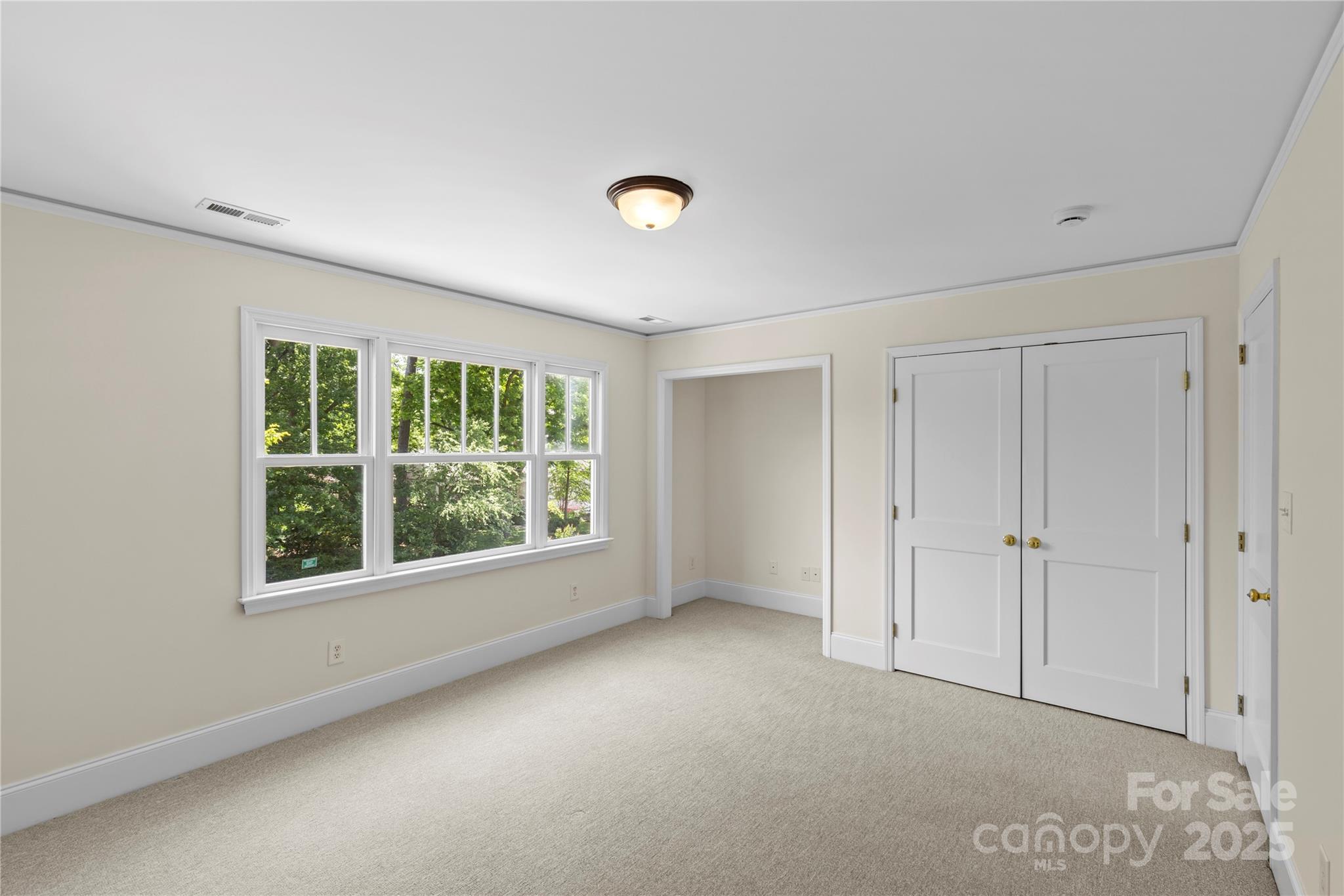 1500 Lynway Drive