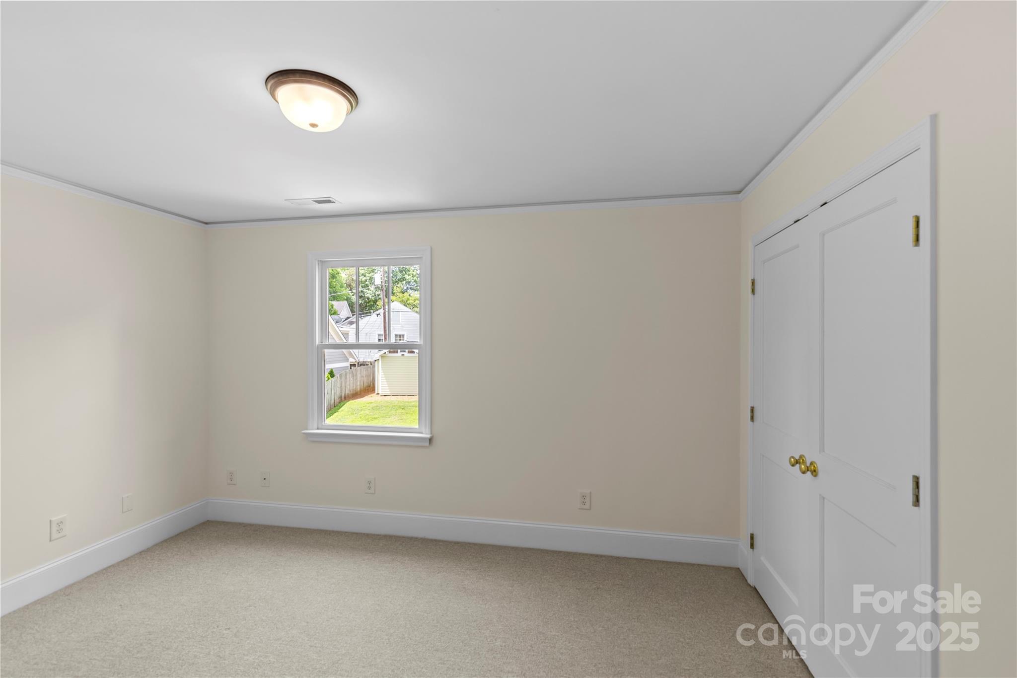 1500 Lynway Drive