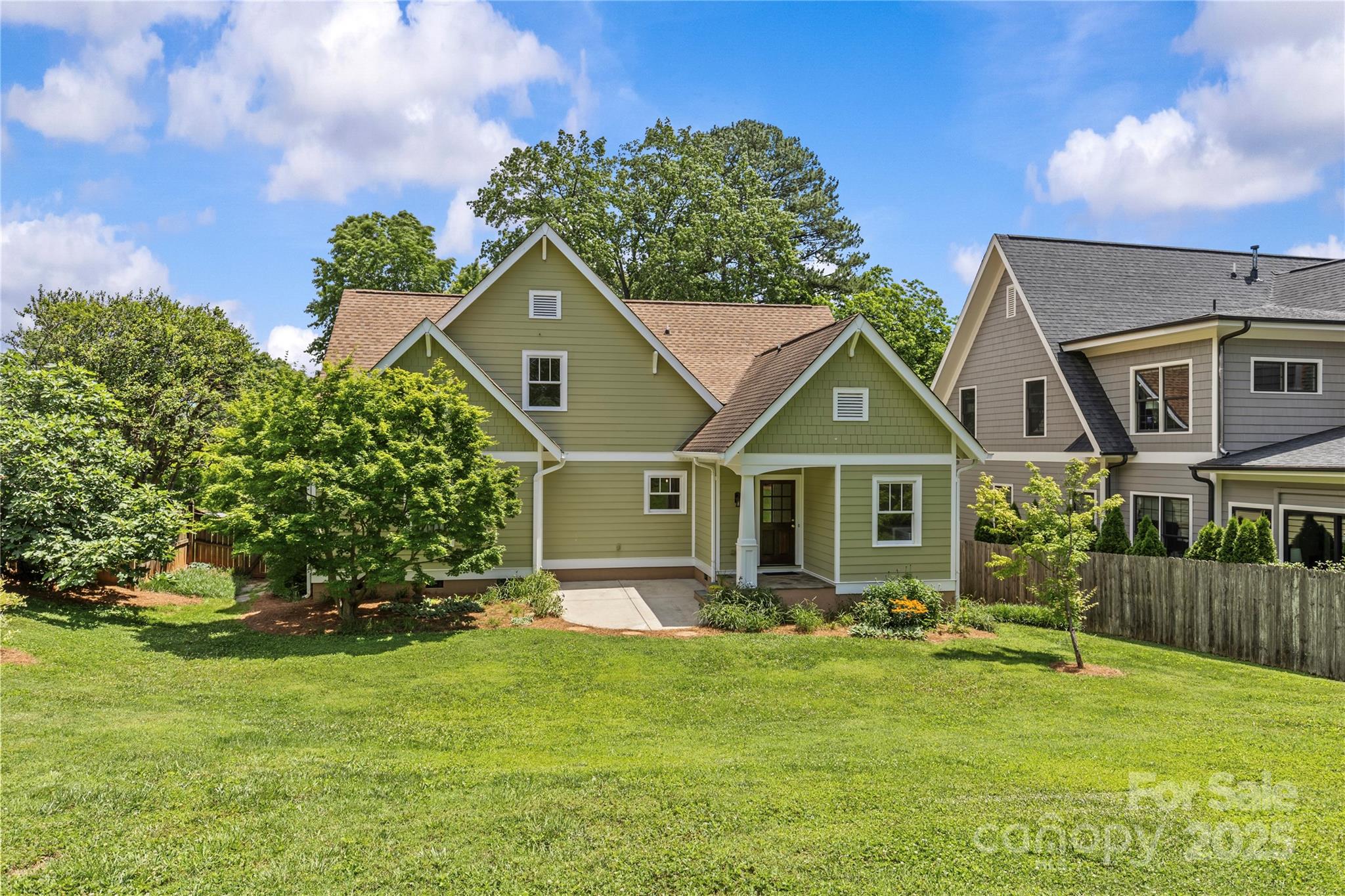 1500 Lynway Drive