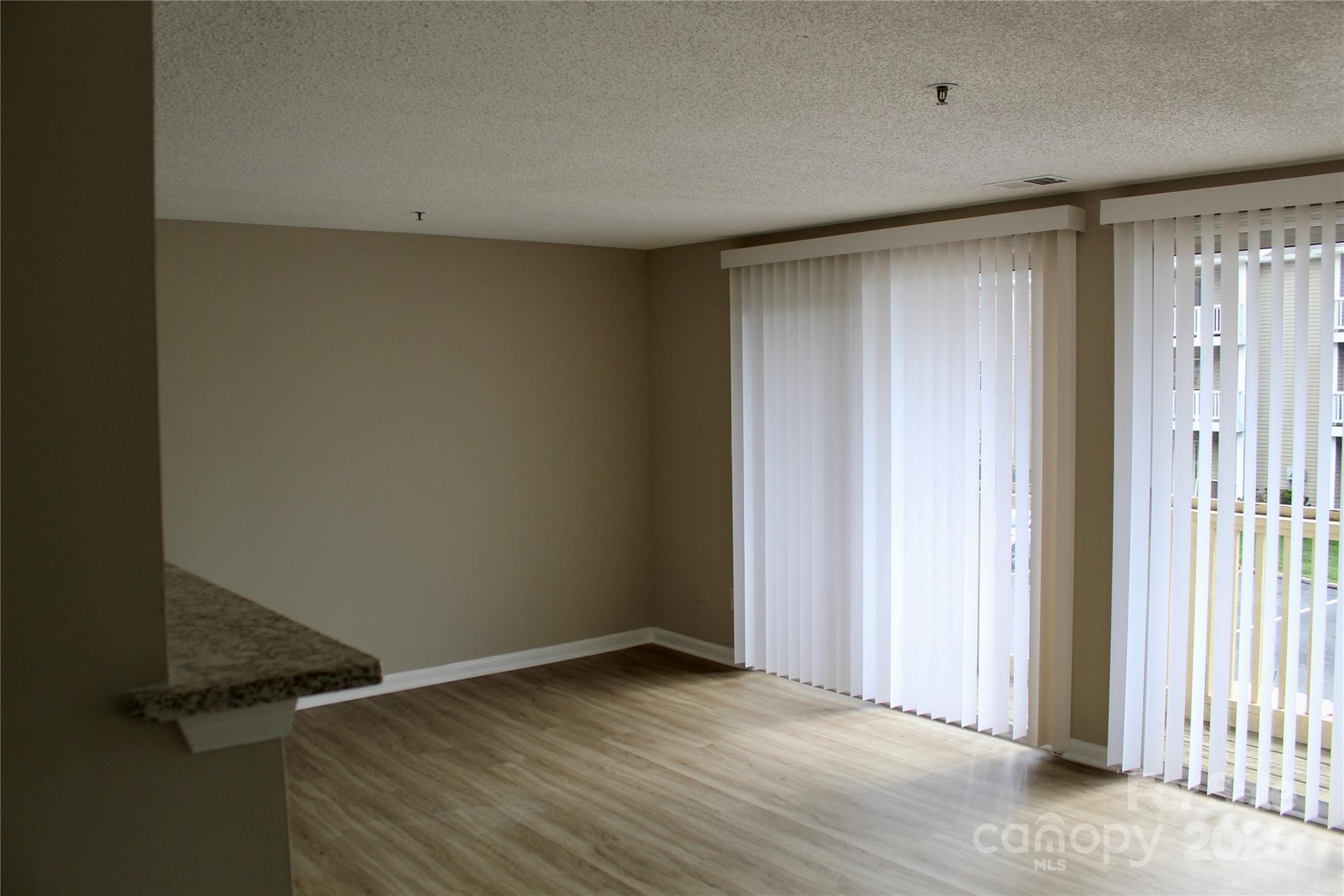 1604 Arlyn Circle