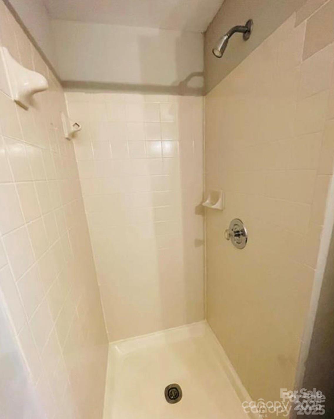 1624 Arlyn Circle Unit: G
