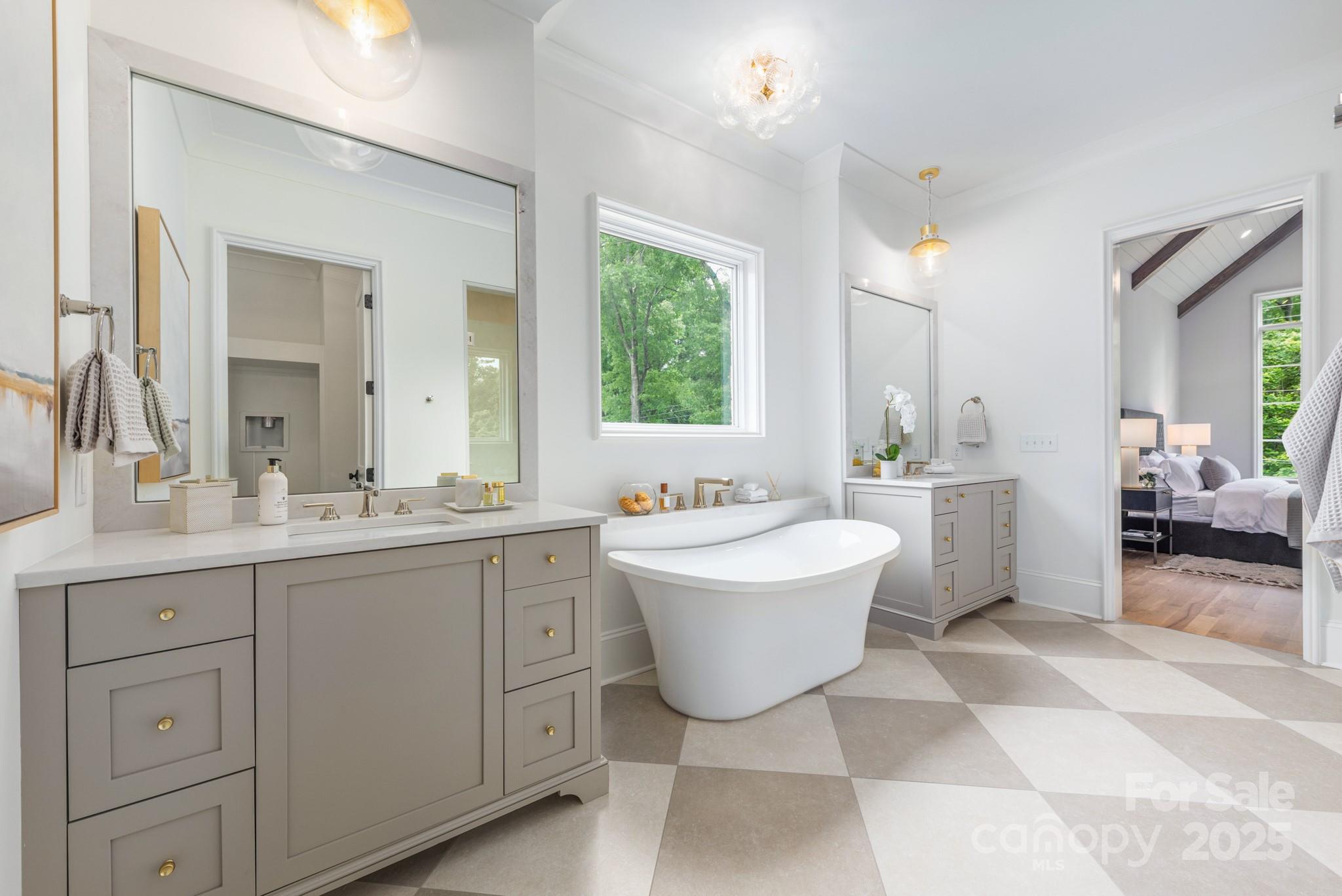 5127 Lansing Drive