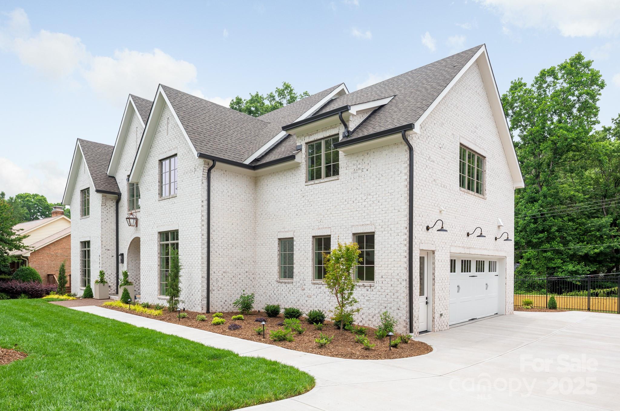 5127 Lansing Drive