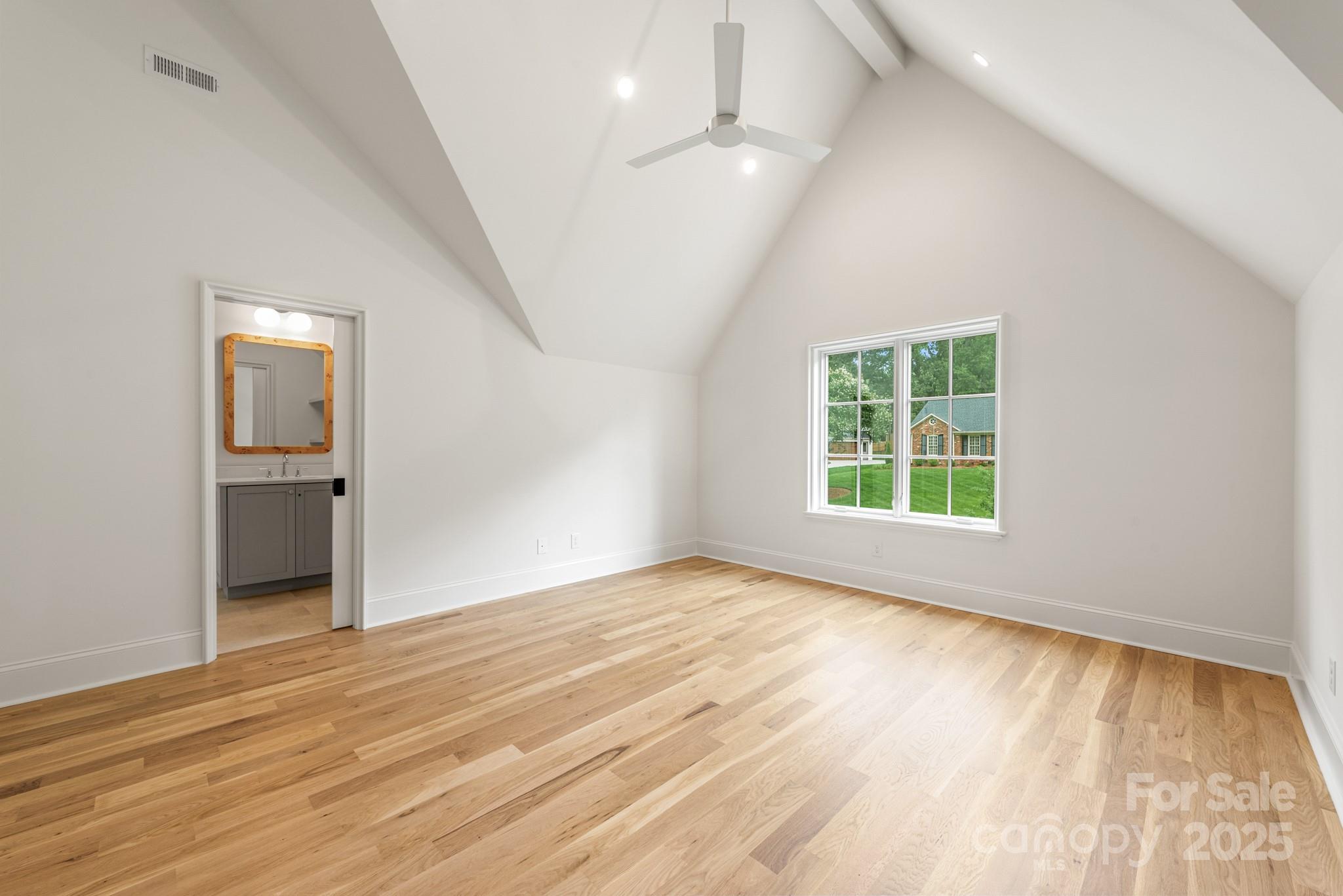 5127 Lansing Drive