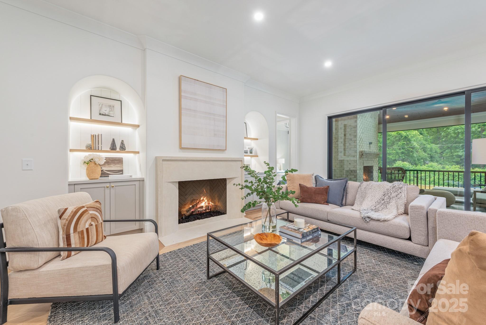 5127 Lansing Drive