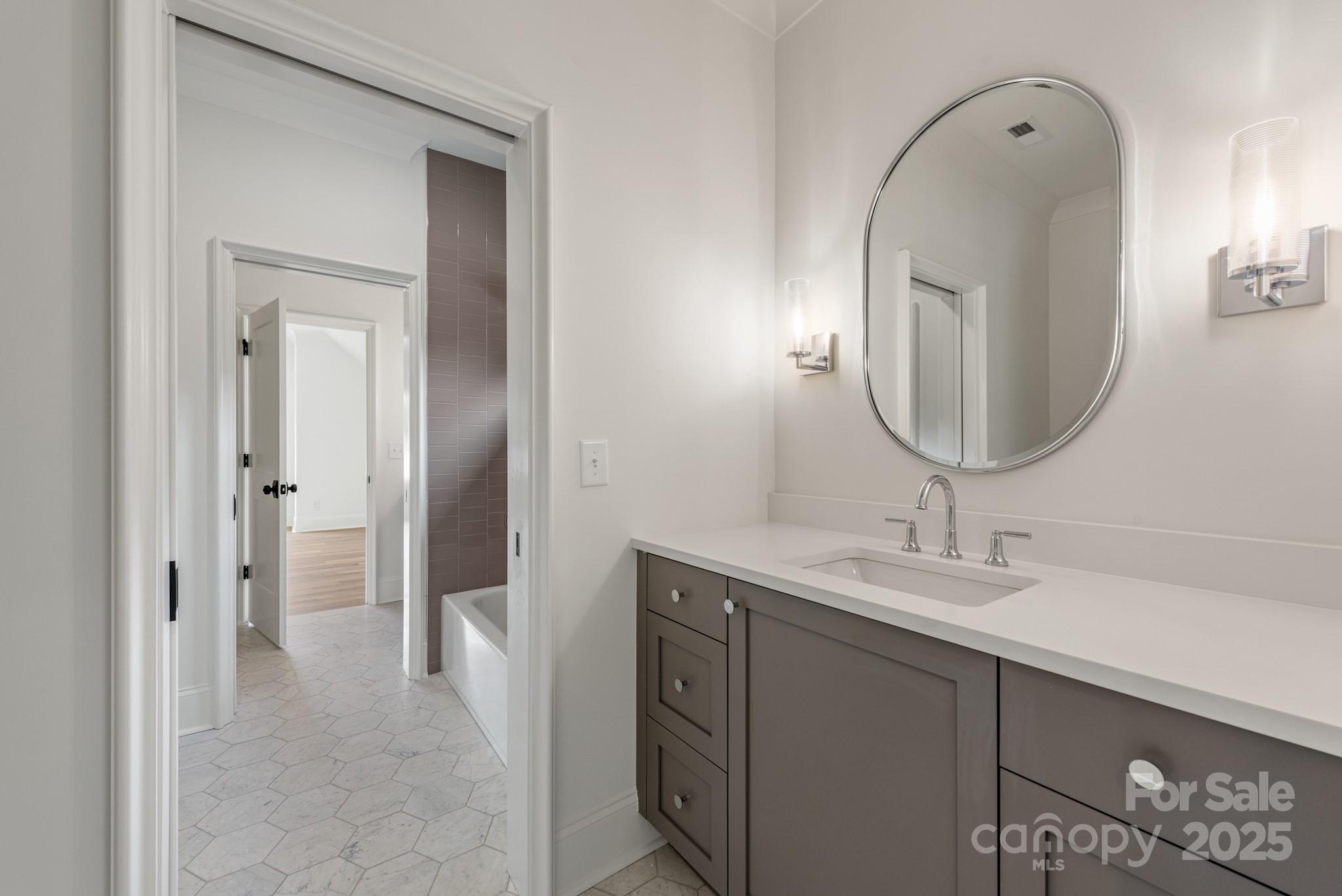 5127 Lansing Drive