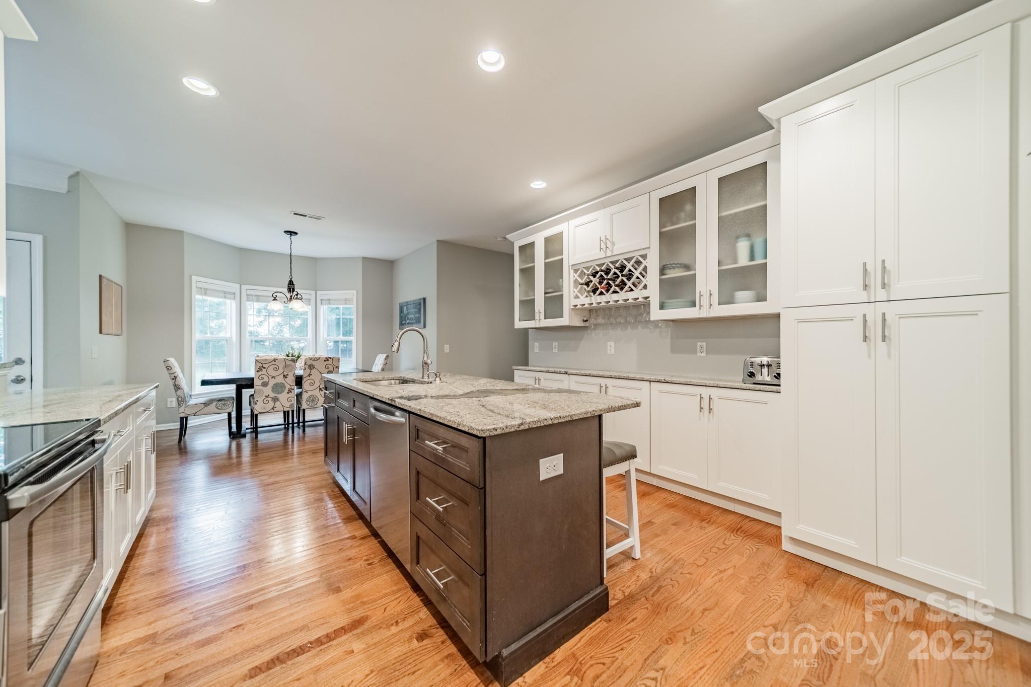 211 Tyndale Court