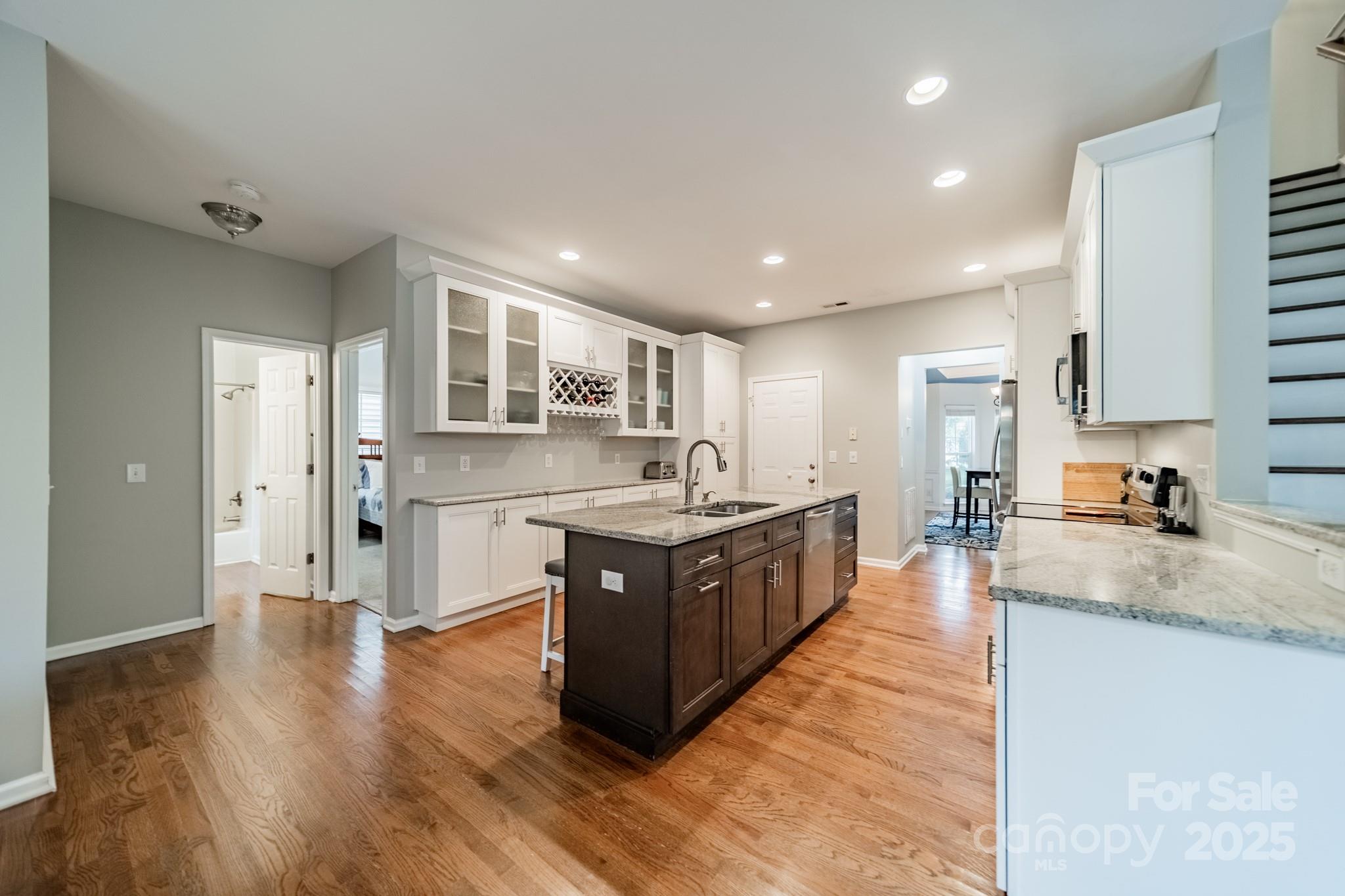 211 Tyndale Court