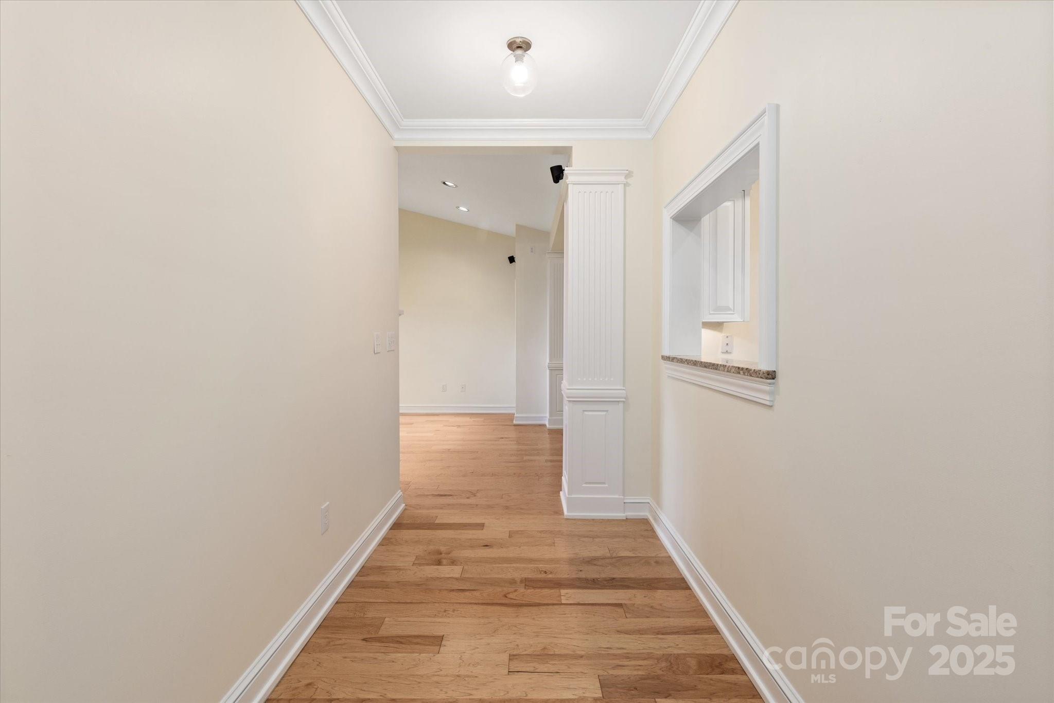 5601 Fairview Road Unit: 11