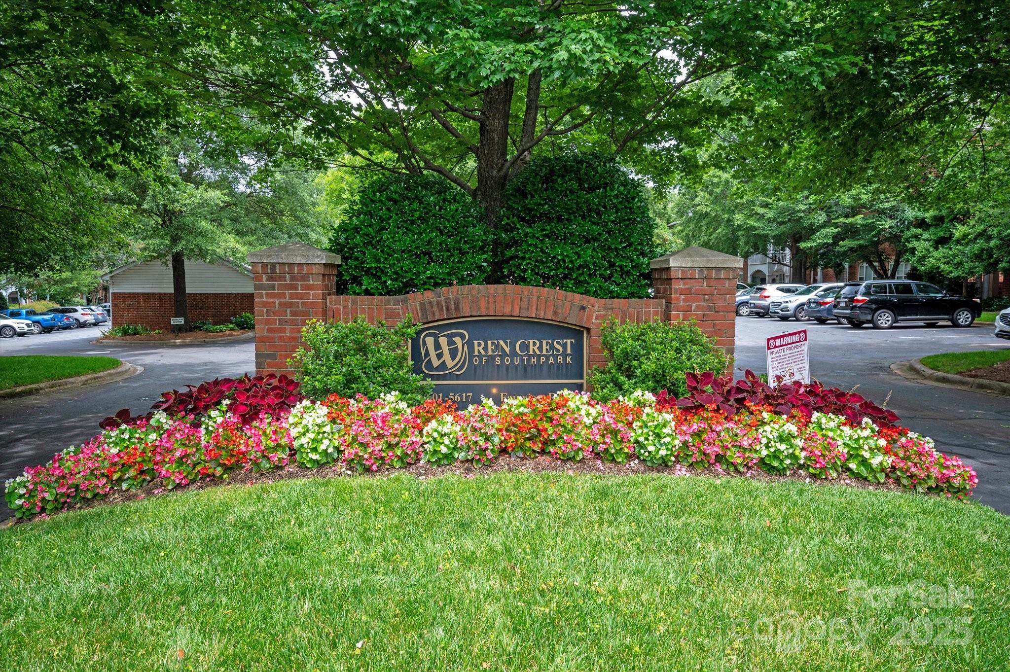 5601 Fairview Road Unit: 11