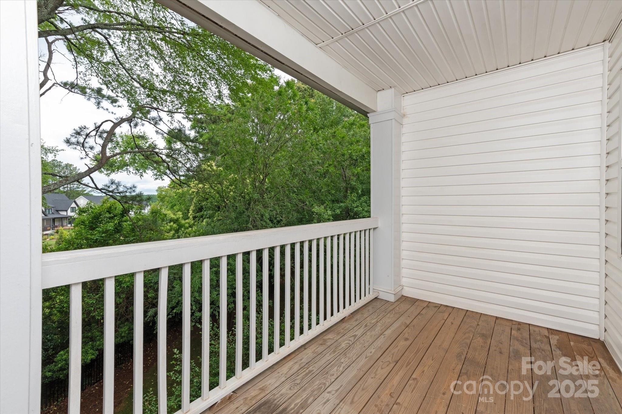 5601 Fairview Road Unit: 11