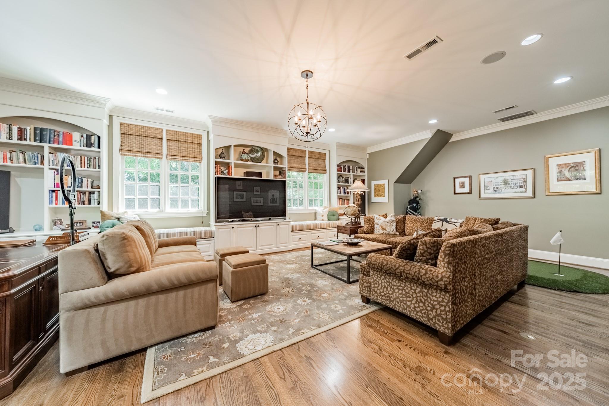 4001 Doves Roost Court