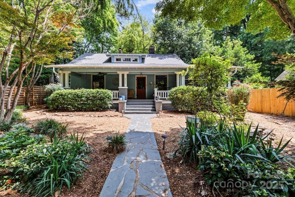 506 Clement Ave