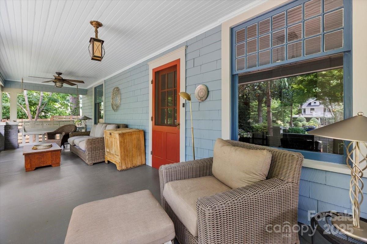 506 Clement Ave