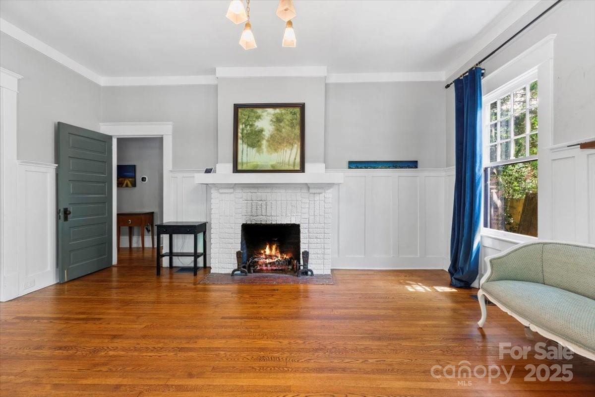 506 Clement Ave