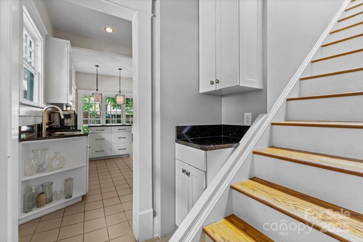 506 Clement Ave