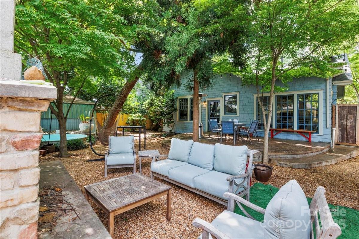 506 Clement Ave